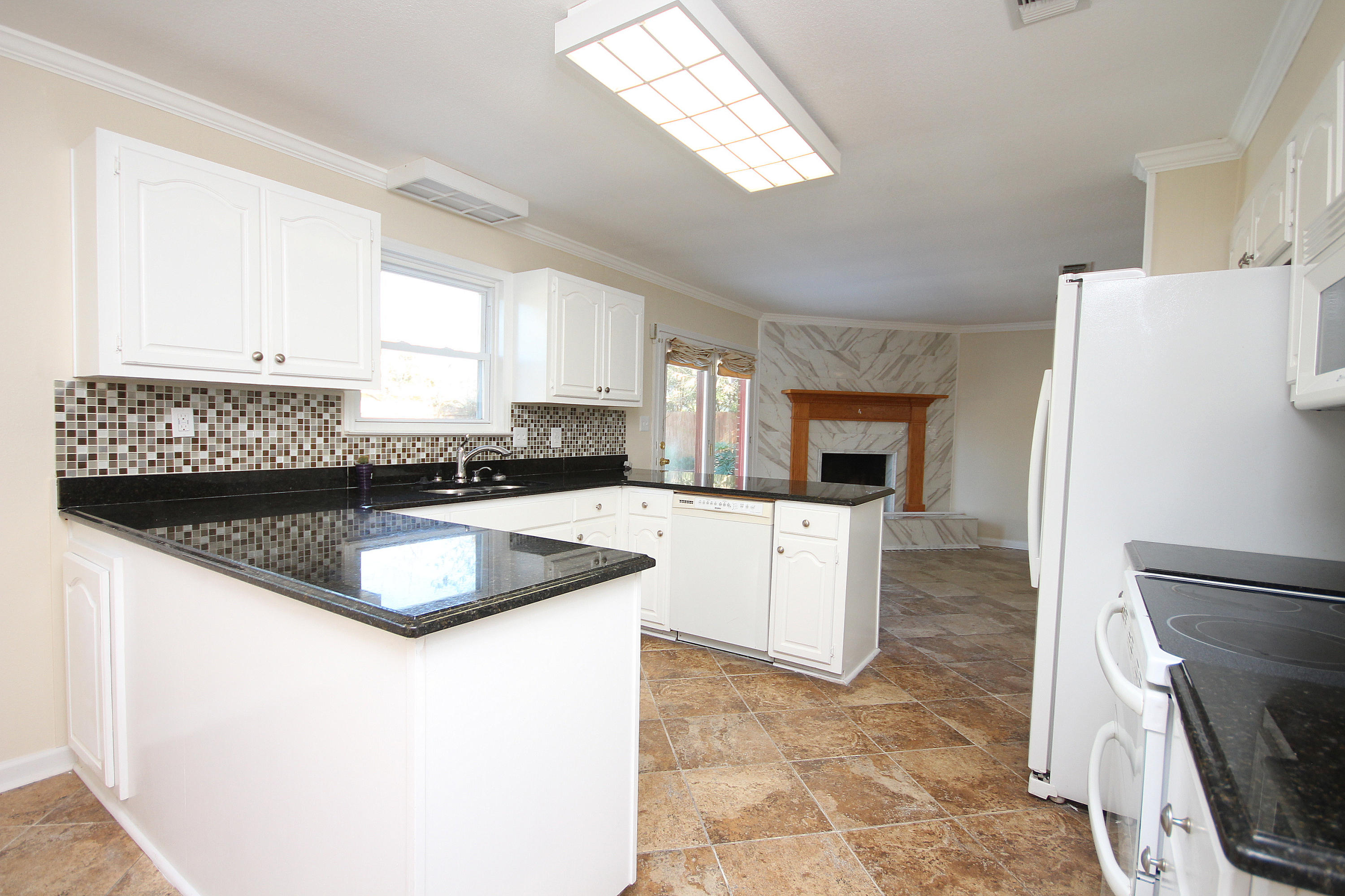 LAKE LORRAINE ESTATES 3 - Residential