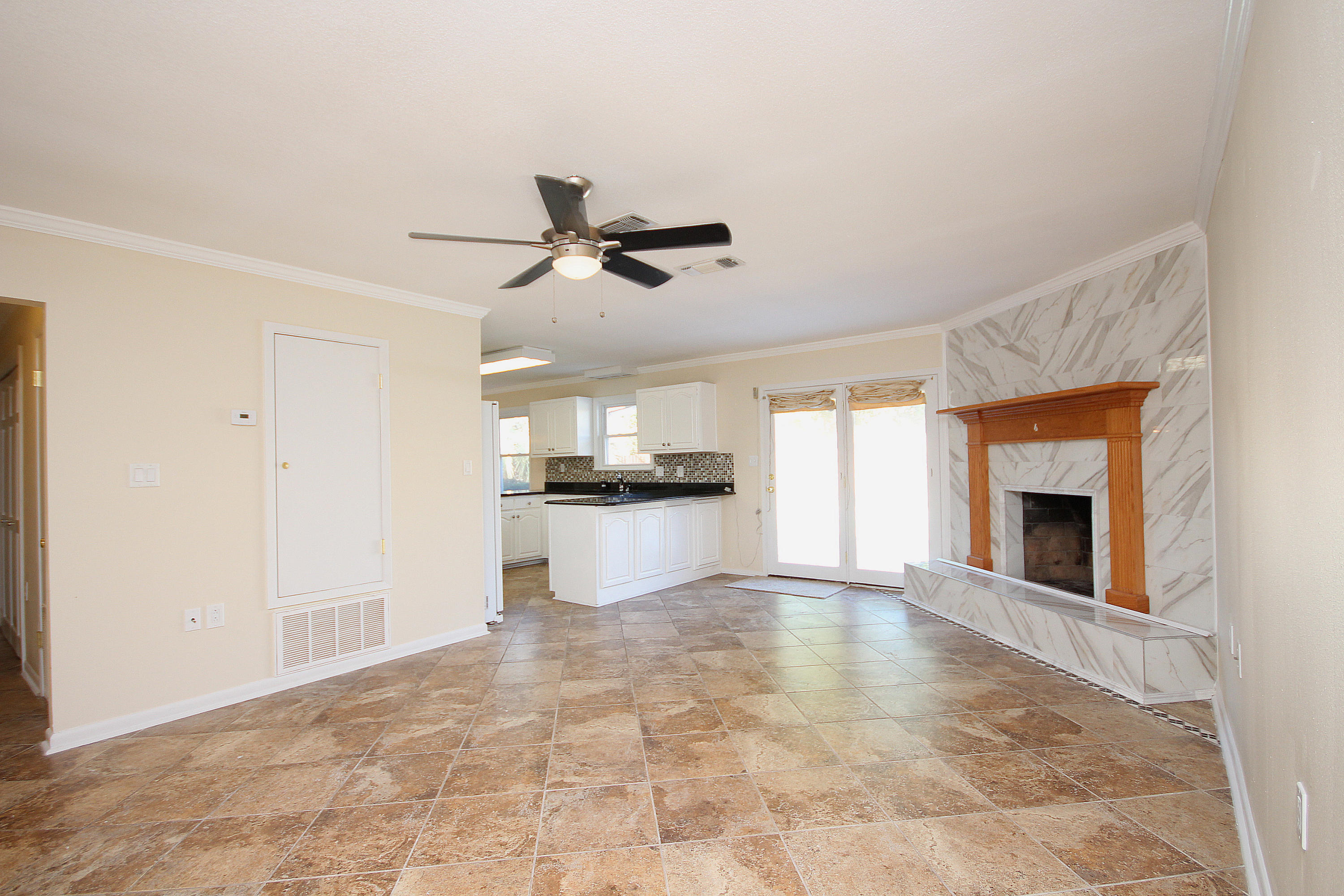 LAKE LORRAINE ESTATES 3 - Residential