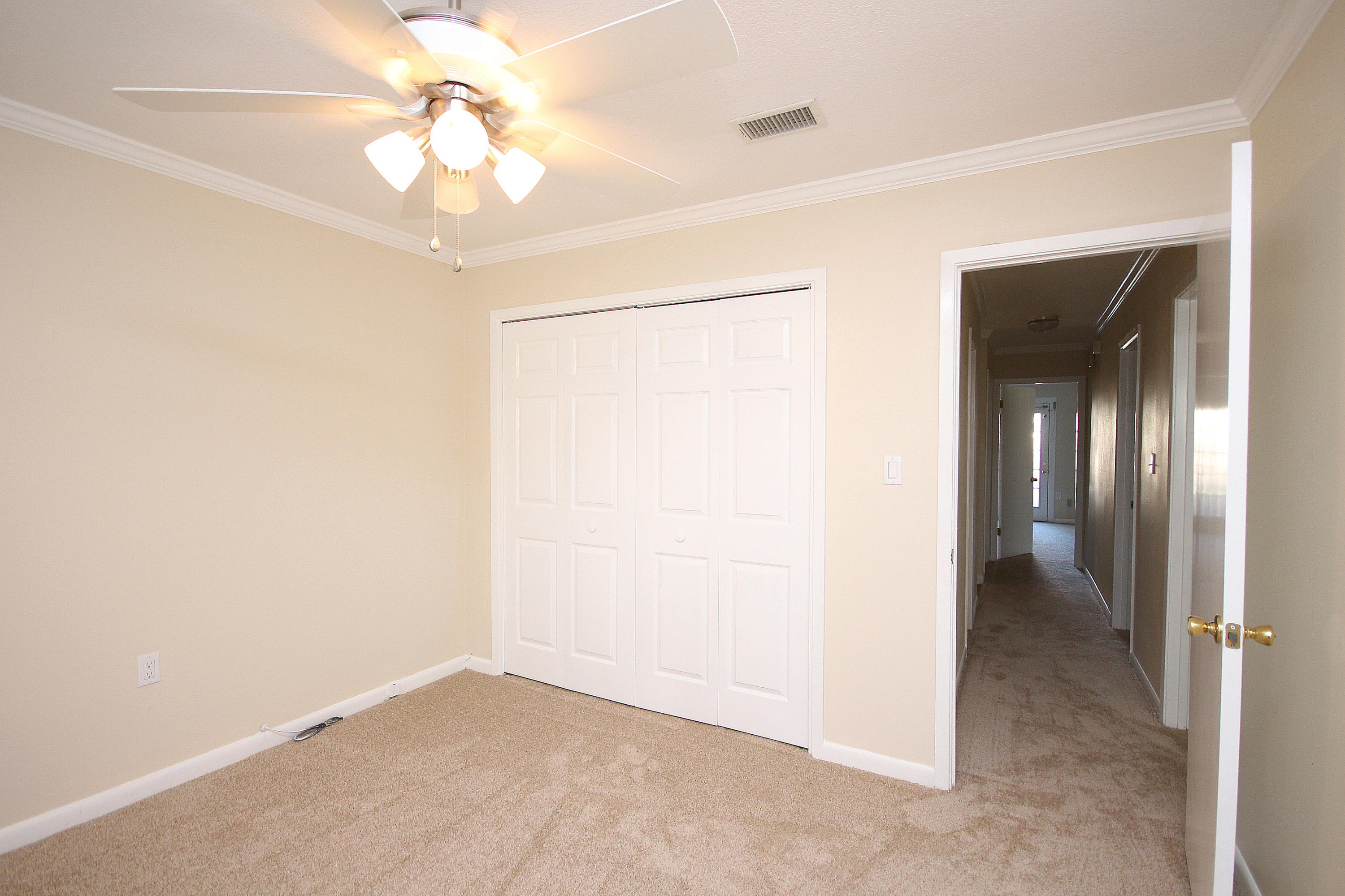 LAKE LORRAINE ESTATES 3 - Residential