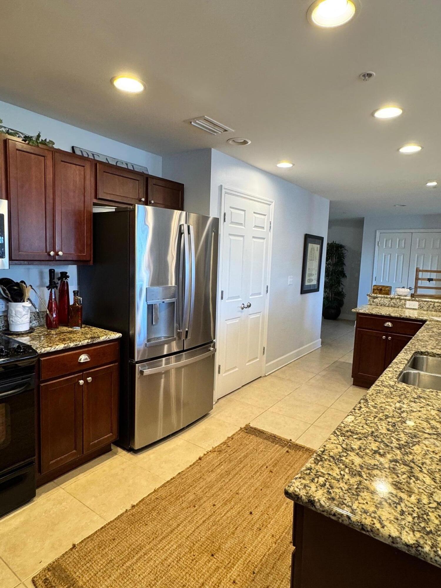 PRESERVE AT GRAYTON BEACH THE - Residential Lease