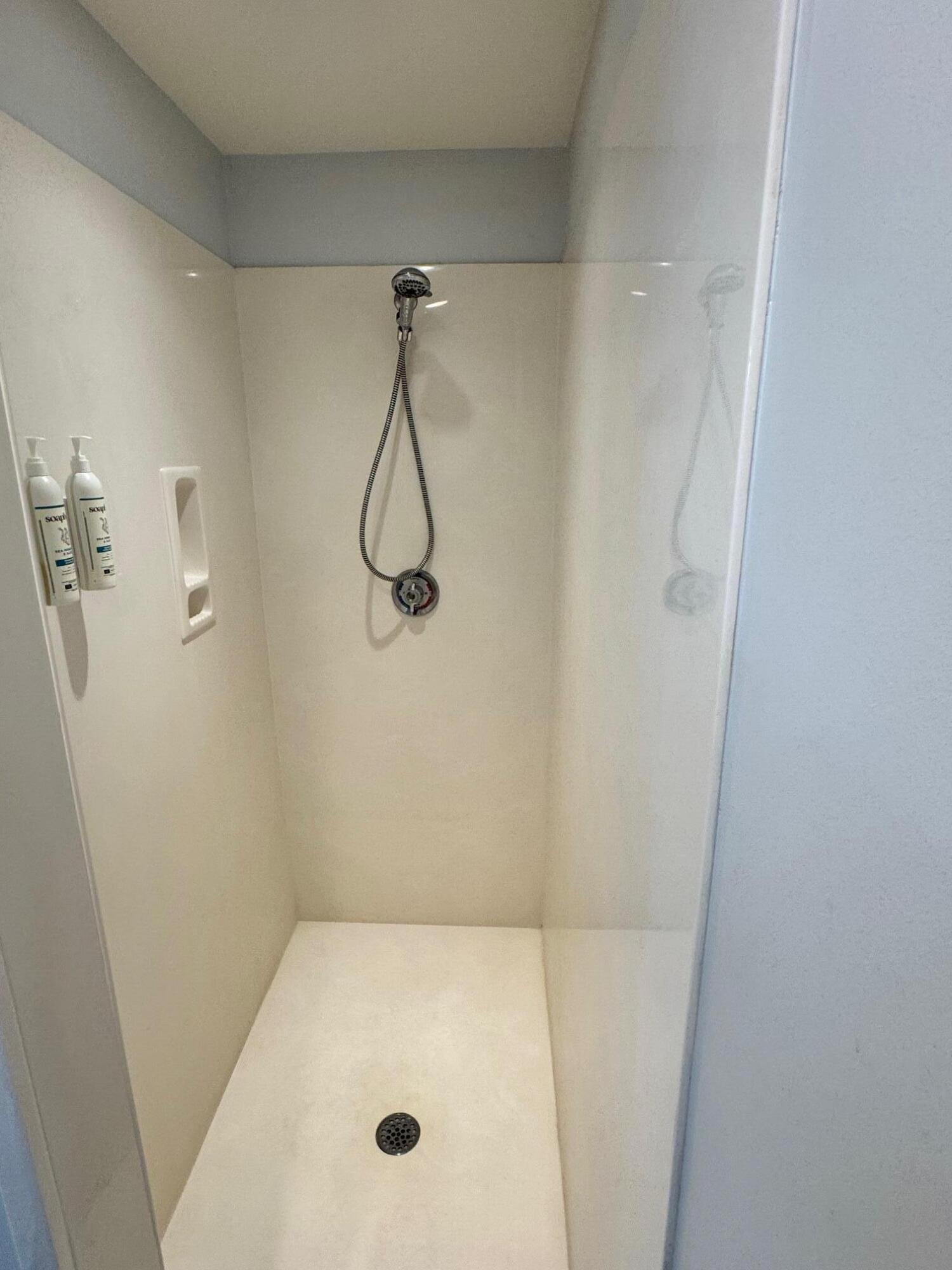 PRESERVE AT GRAYTON BEACH THE - Residential Lease