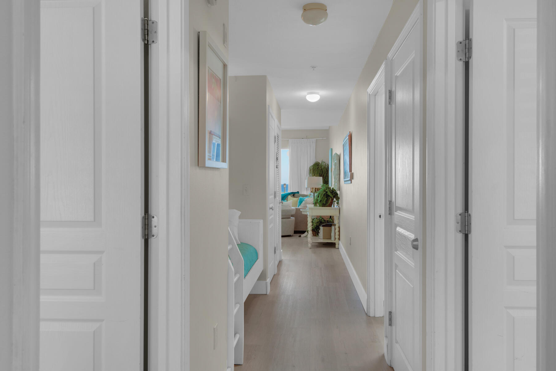 BEACH RETREAT - Residential