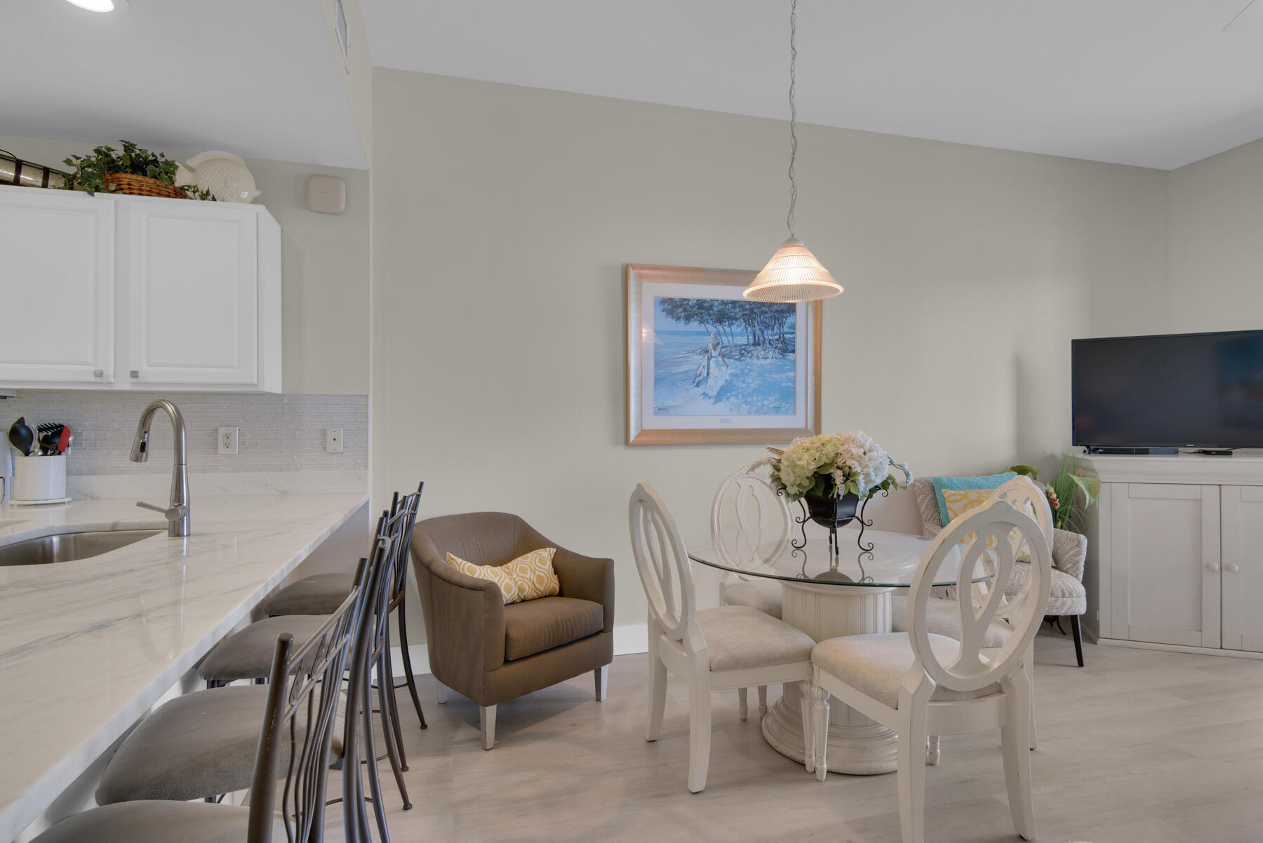 BEACH RETREAT - Residential