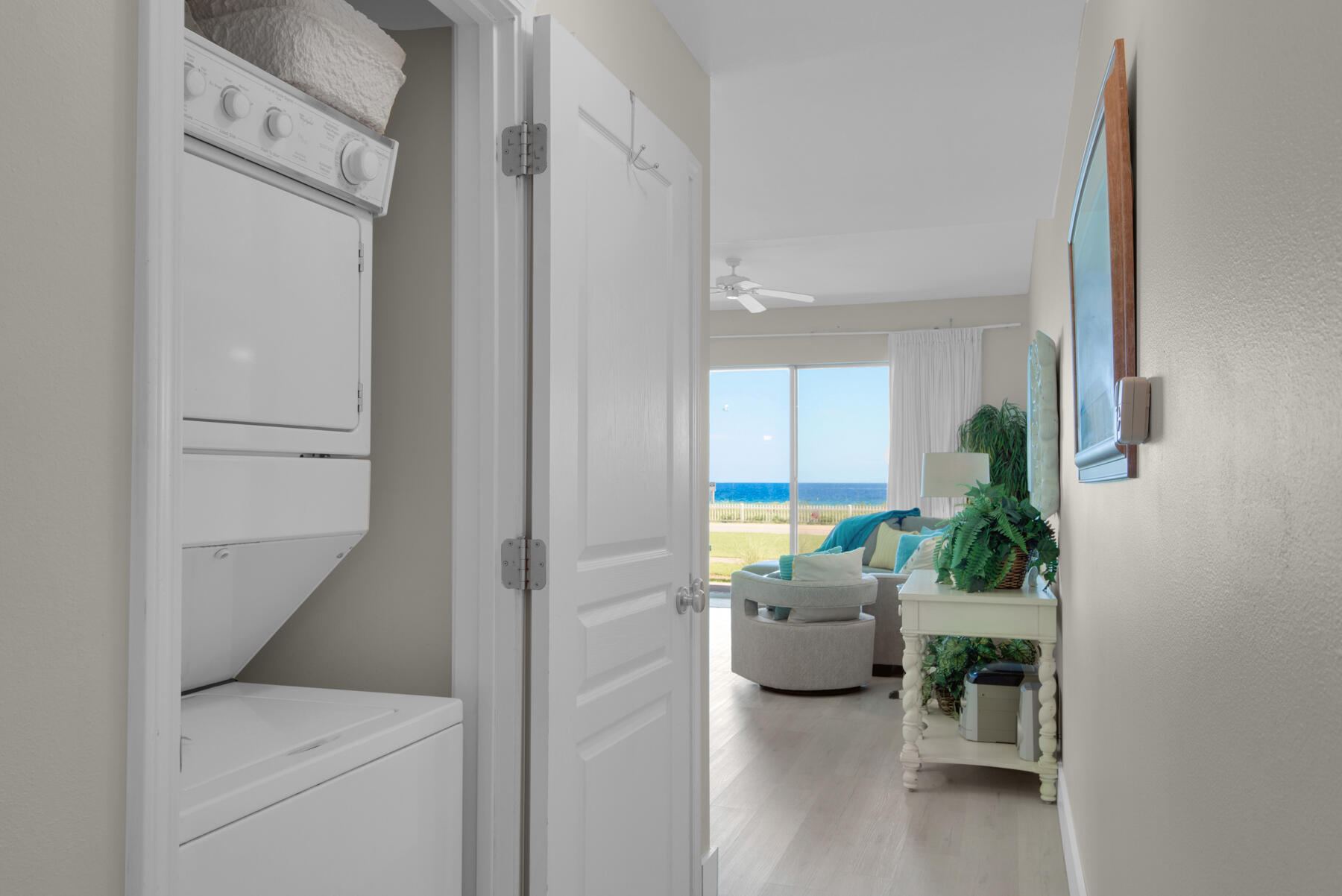 BEACH RETREAT - Residential