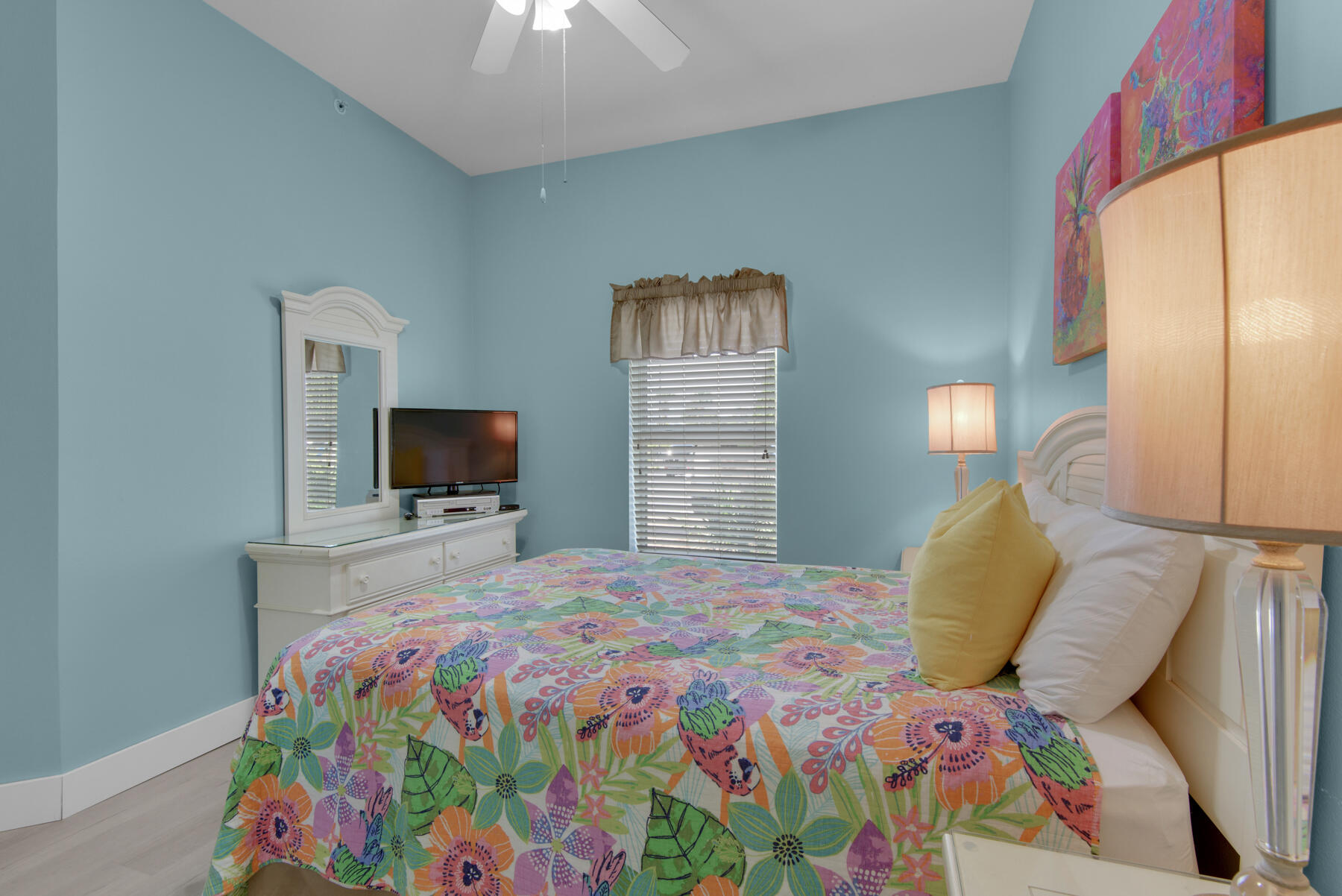 BEACH RETREAT - Residential