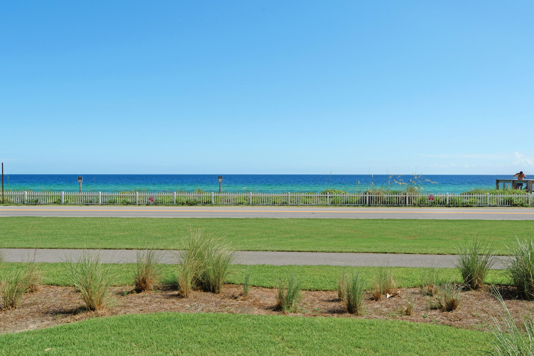 BEACH RETREAT - Residential