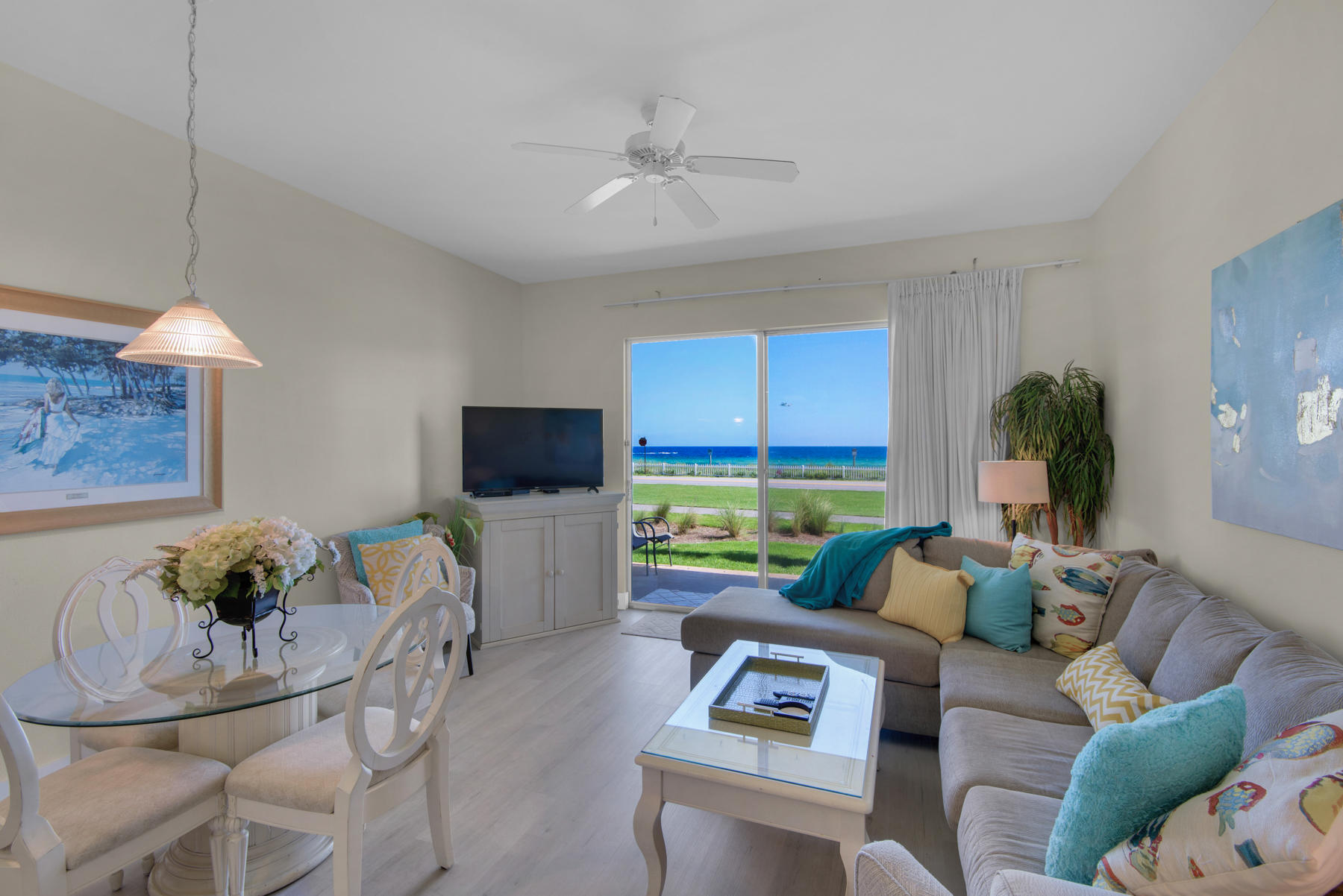 BEACH RETREAT - Residential