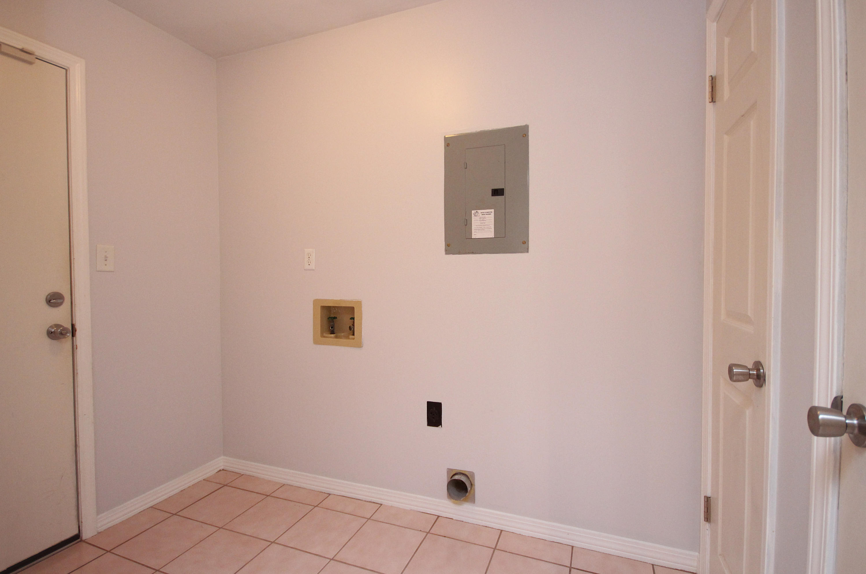 COVENTRY PARK VLG PH II - Residential