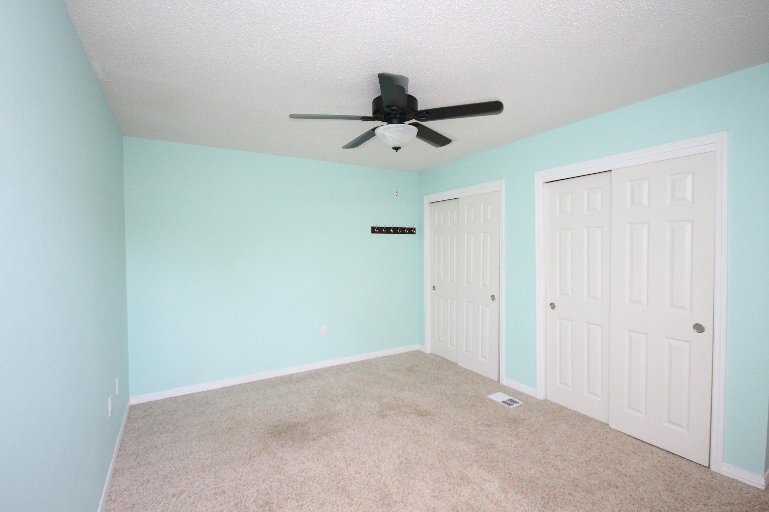 COVENTRY PARK VLG PH II - Residential