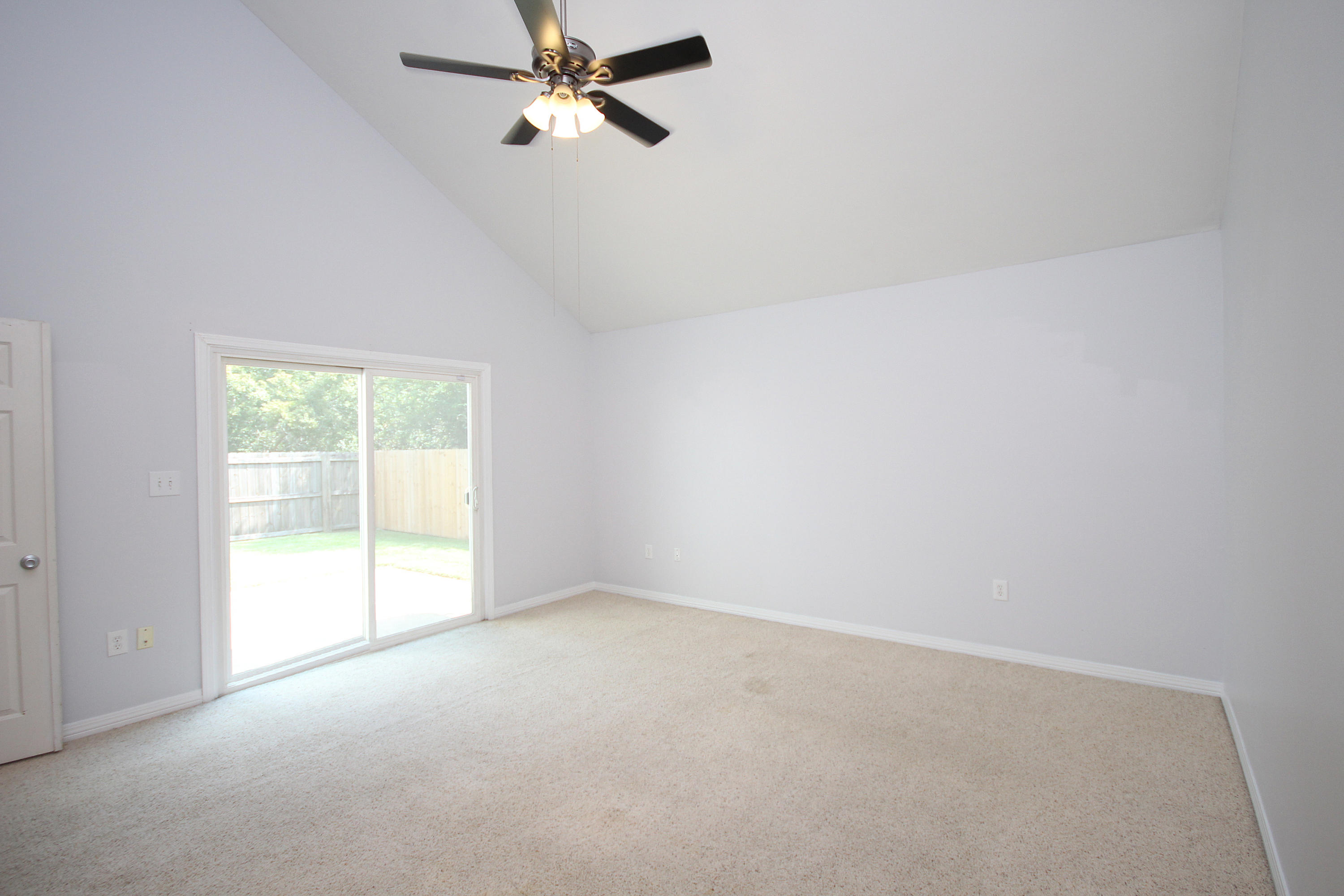 COVENTRY PARK VLG PH II - Residential