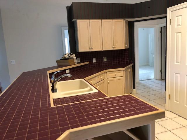 LAKE POINTE - Residential