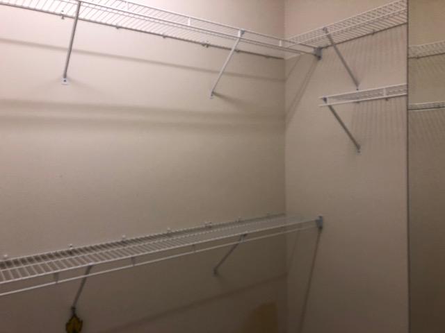 LAKE POINTE - Residential