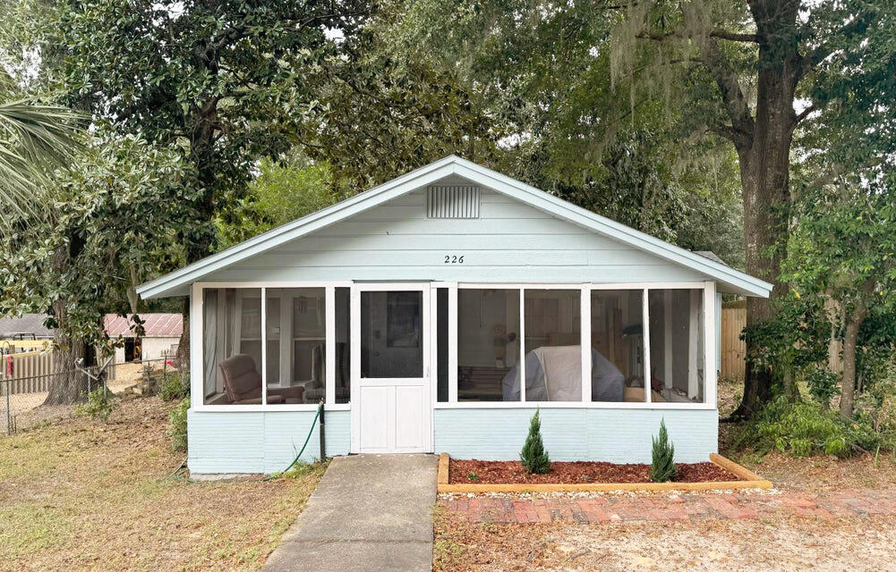 Discover an incredible opportunity at 226 Palmetto Avenue in Niceville, FL.Situated on a 70' x 200' lot (approximately 0.32 acres), this property highlights why Niceville is considered one of the most desirable places to live along the Emerald Coast. The generous lot offers ample room for gardening, recreation, or future expansion, all shaded by mature trees and nestled within a quiet neighborhood setting. Properties with this much land in such a central location are truly hard to come by. Here, convenience is everything--just minutes from Eglin Air Force Base, top-rated schools, shopping, dining, and waterfront parks. And with the world-famous sugar-white beaches of Destin and the 30A coastline only a short drive away, you'll enjoy the best of both worlds: a peaceful hometown feel with easy access to coastal living.
Whether you're planning to create your dream home, invest in a high-demand area, or simply enjoy the charm and convenience of Niceville, 226 Palmetto Avenue is a rare find that combines a prime location with an oversized lot.
