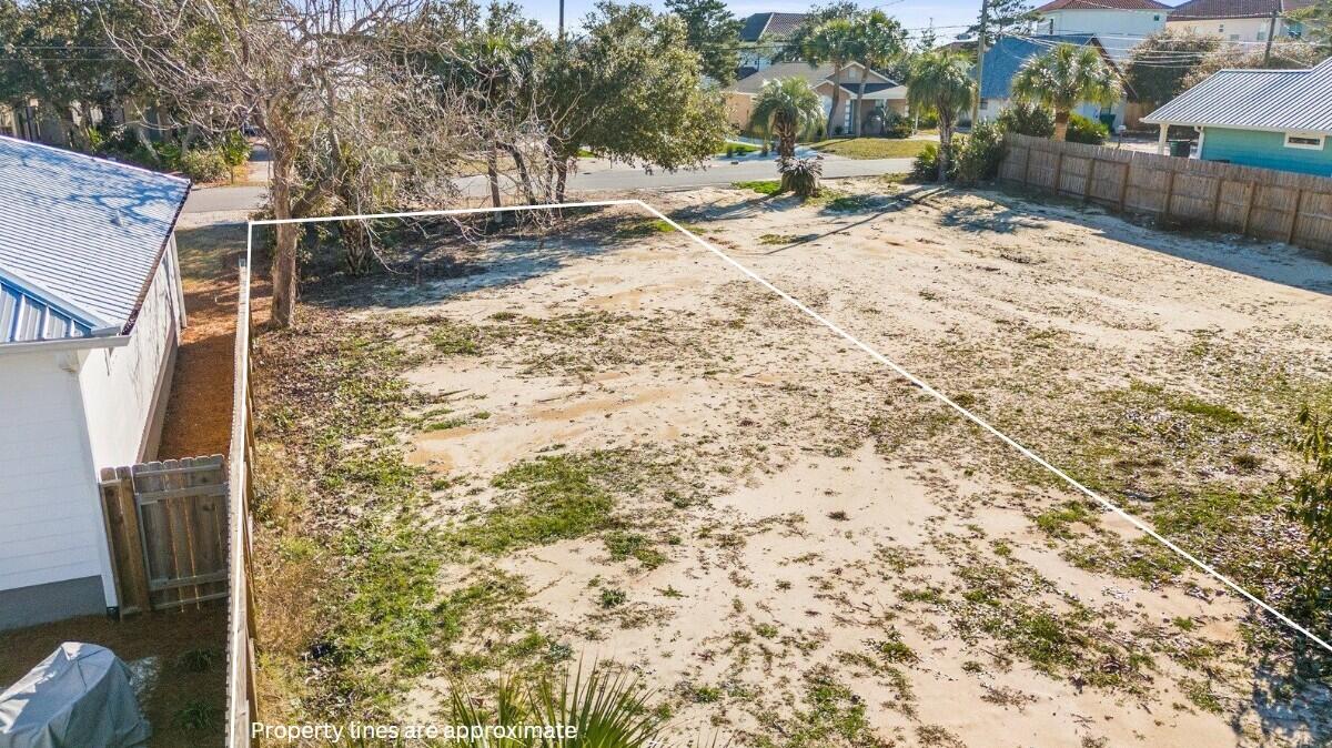 RIVIERA BEACH - Land