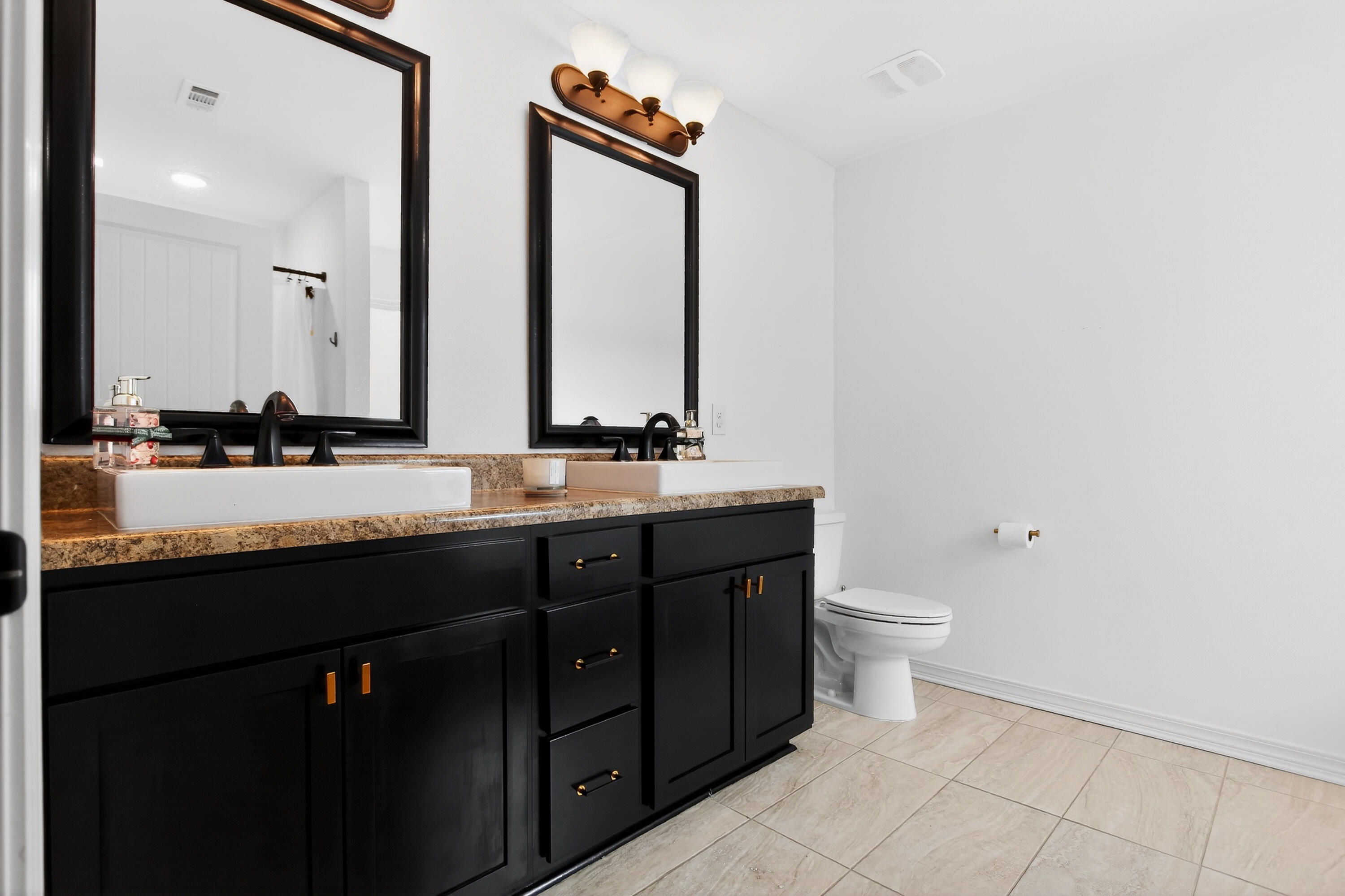 STILLWELL ESTATES - Residential Lease