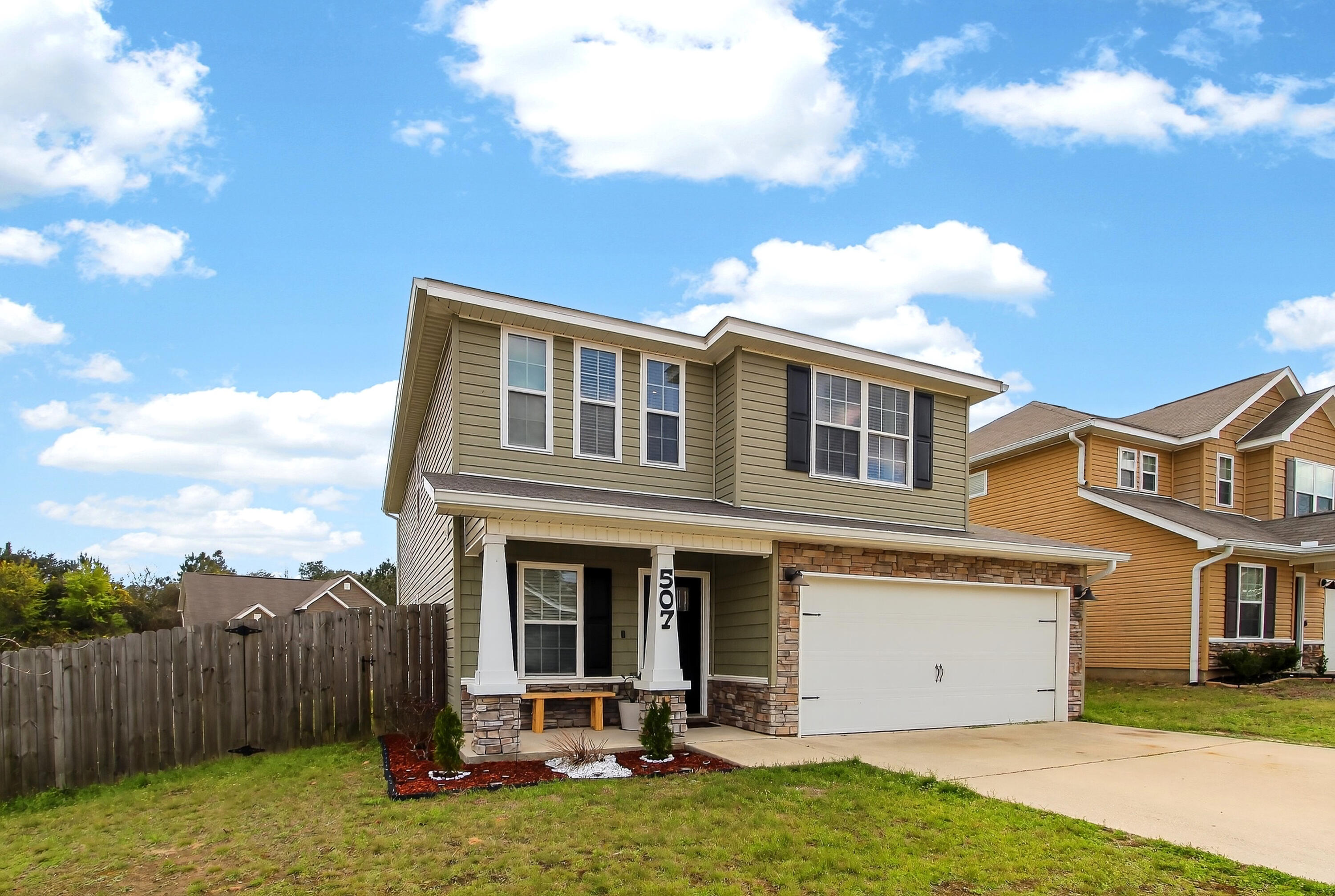 STILLWELL ESTATES - Residential Lease