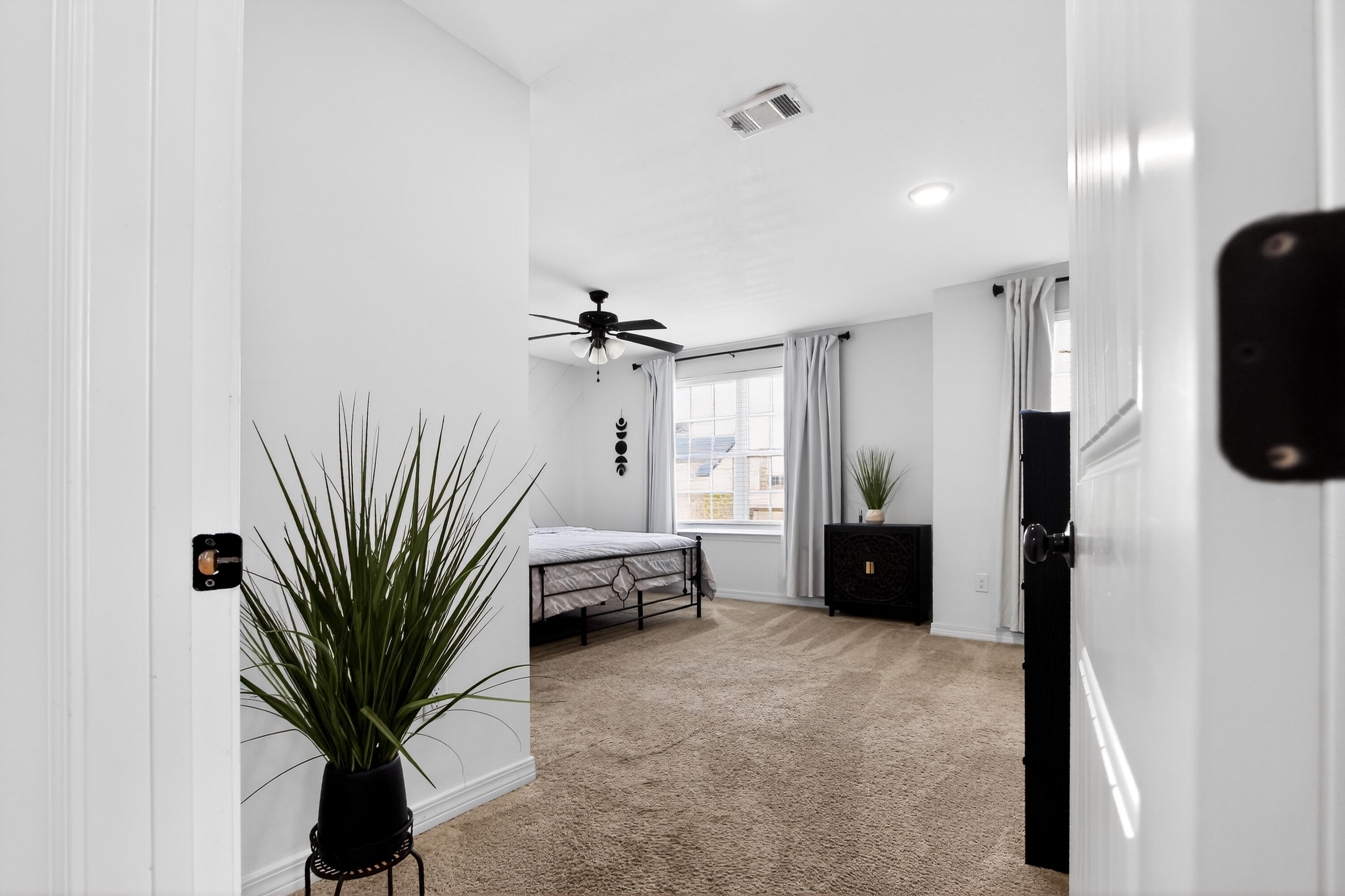 STILLWELL ESTATES - Residential Lease