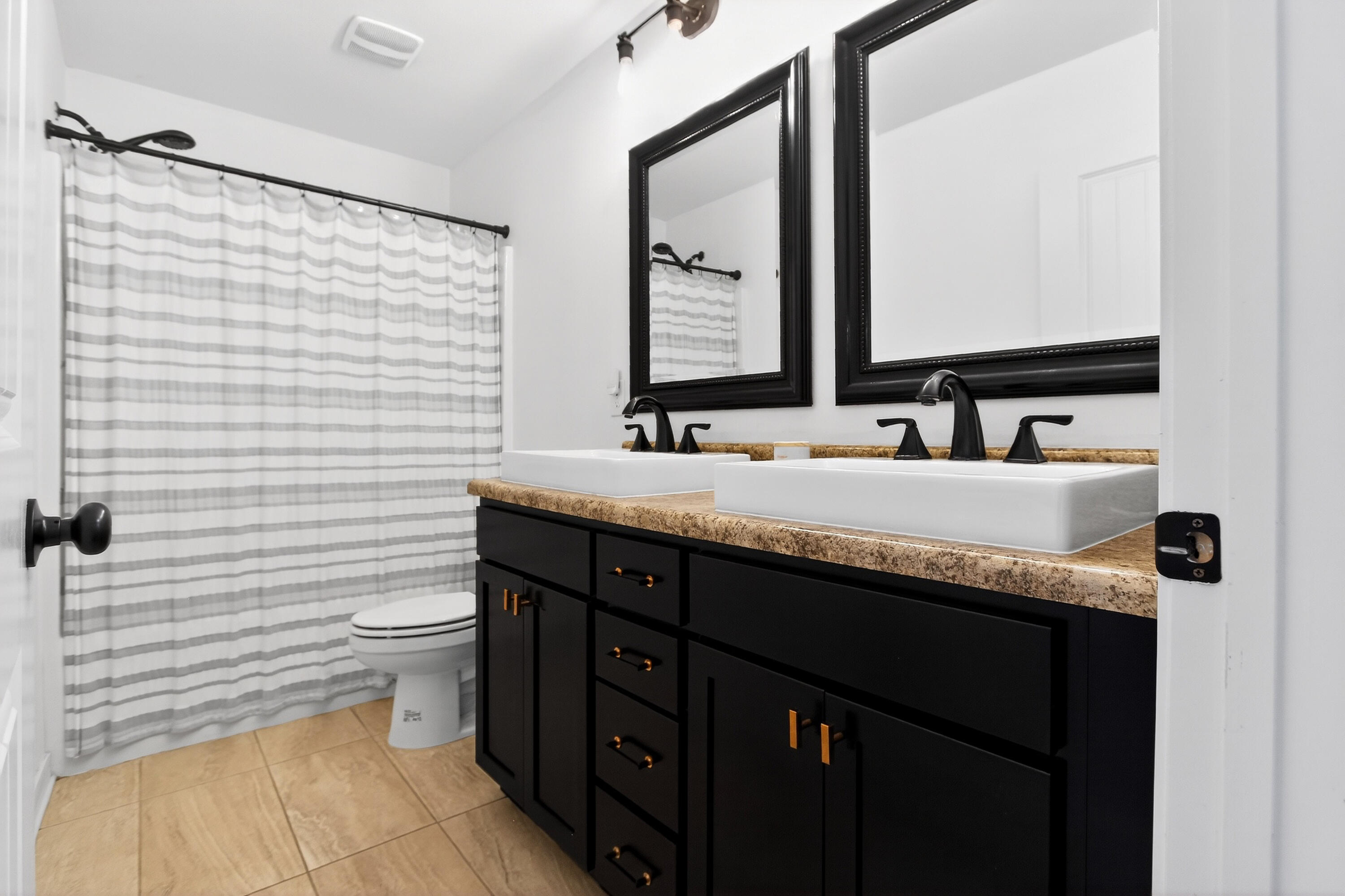 STILLWELL ESTATES - Residential Lease