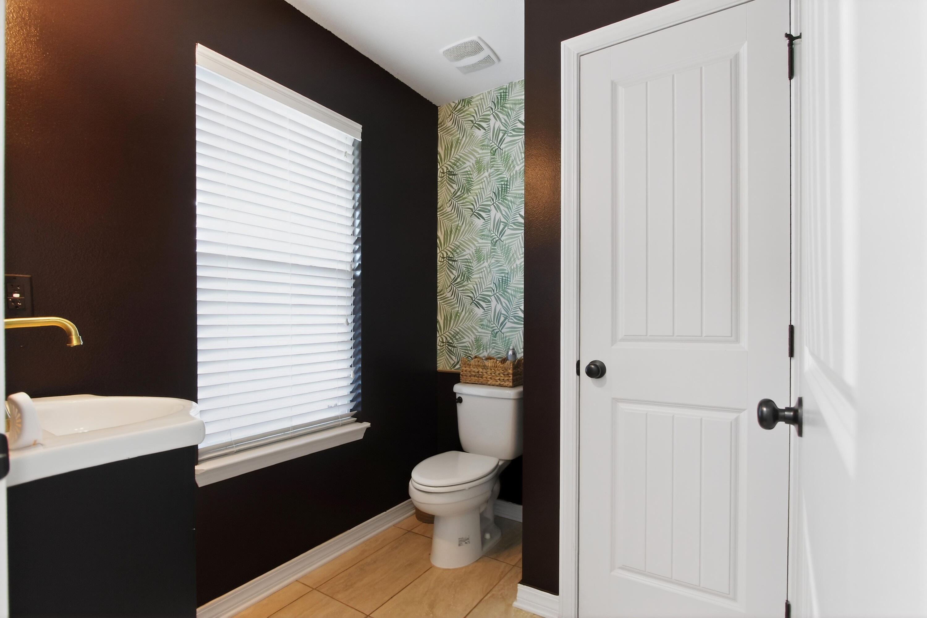 STILLWELL ESTATES - Residential Lease