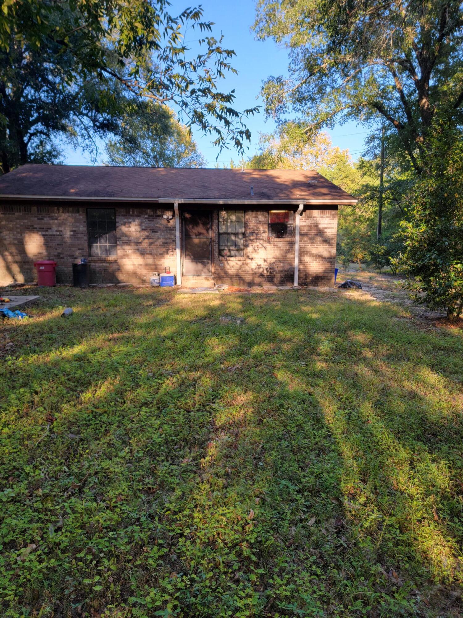 CRESTVIEW - Residential