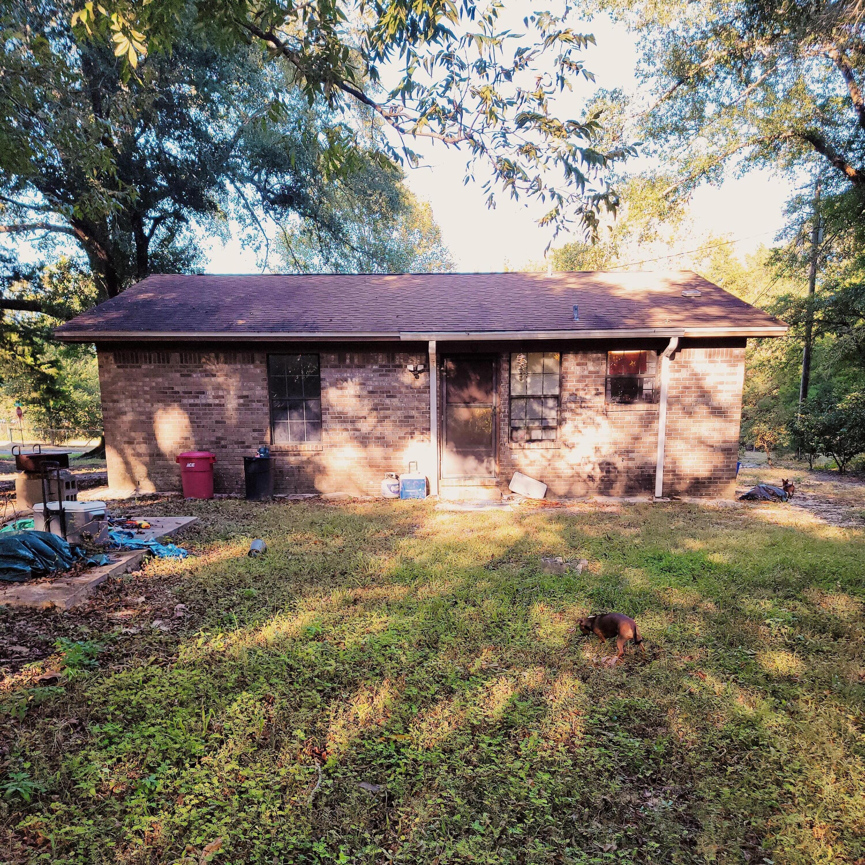 CRESTVIEW - Residential