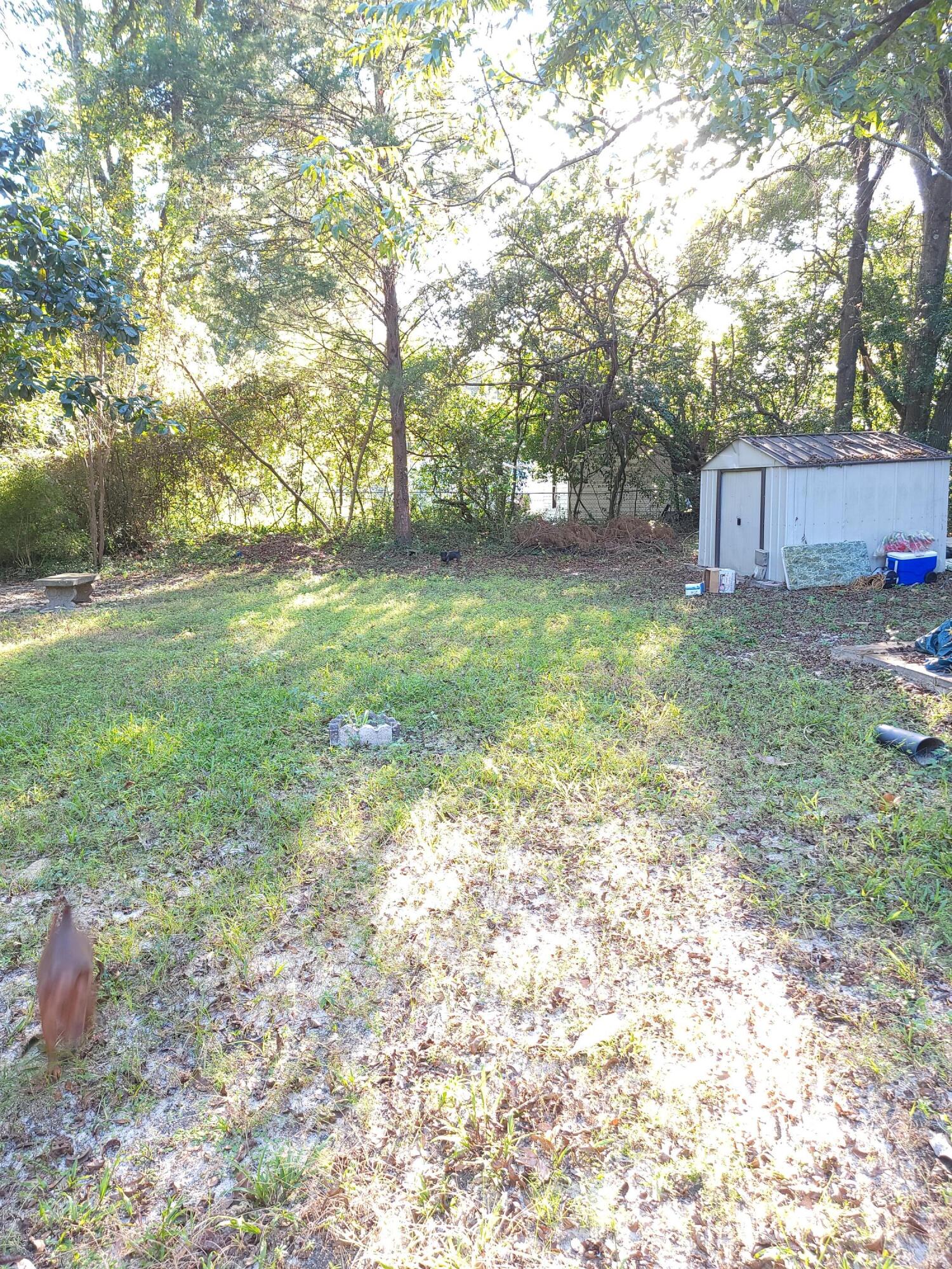 CRESTVIEW - Residential