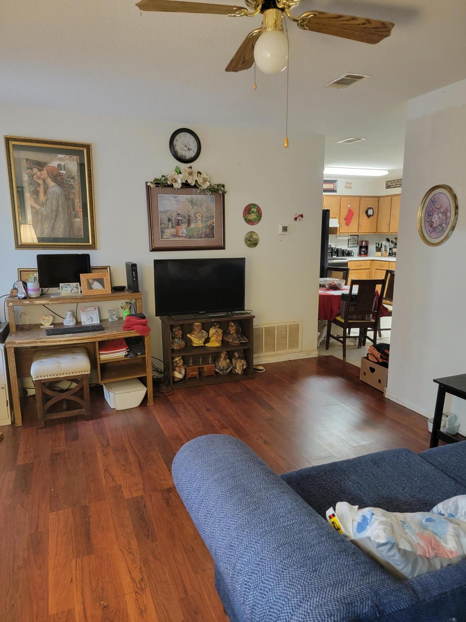 CRESTVIEW - Residential