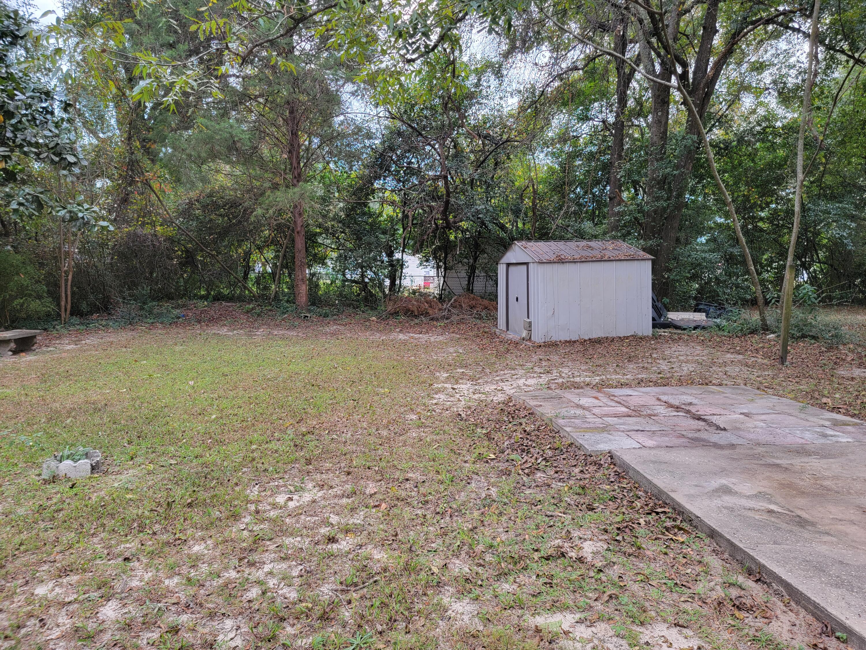 CRESTVIEW - Residential