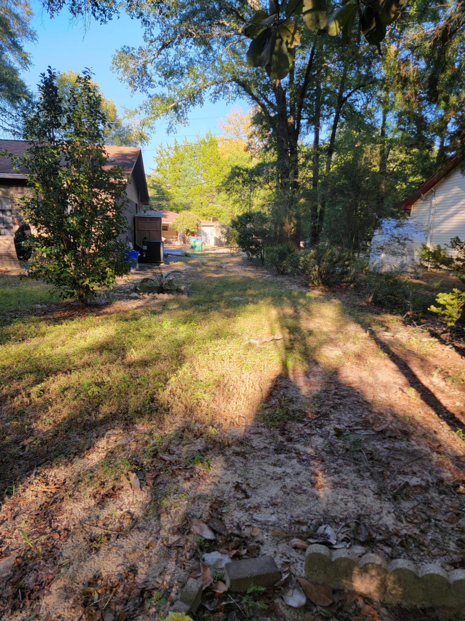 CRESTVIEW - Residential