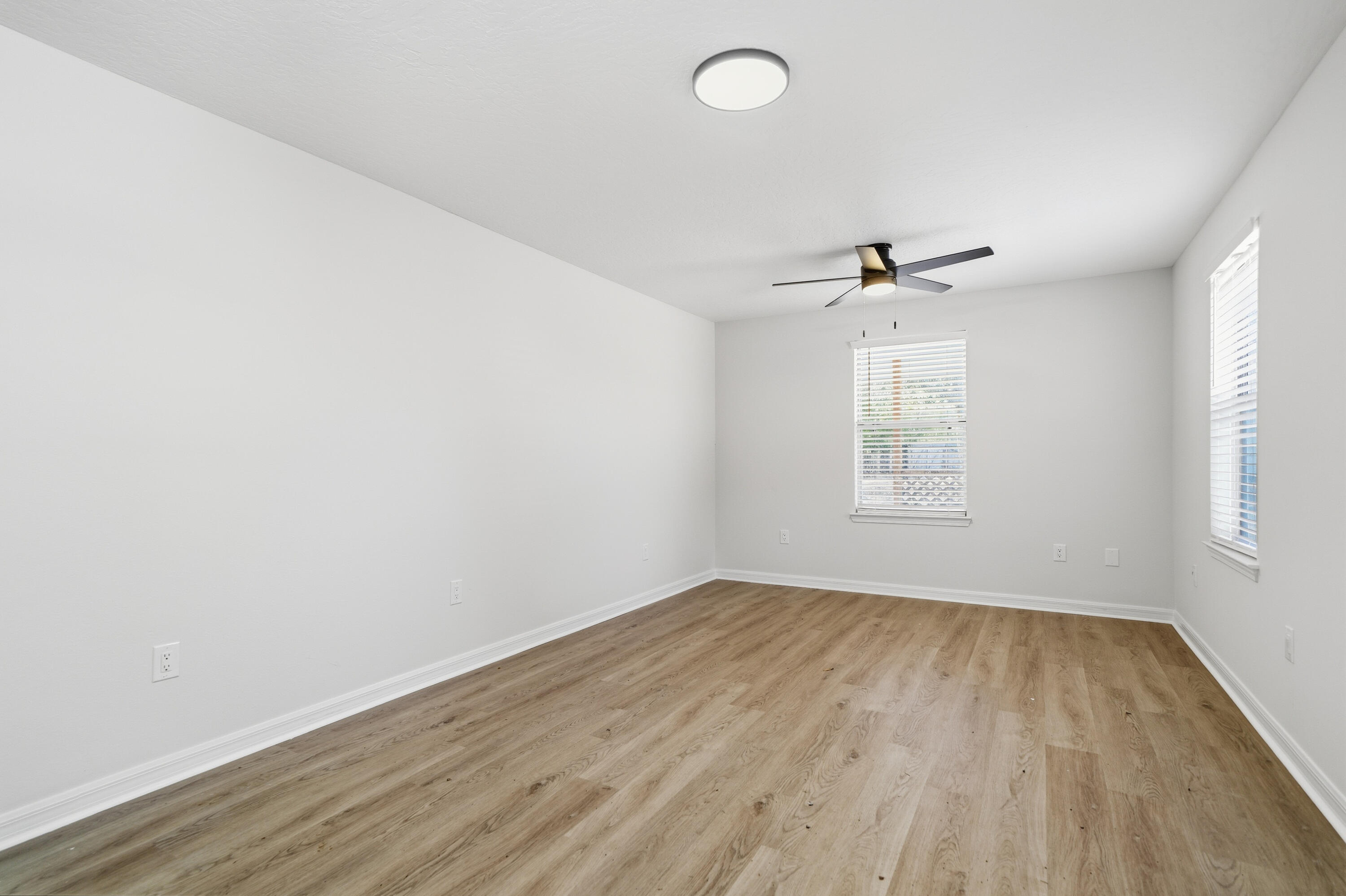 NAVARRE S/D 2ND ADDN - Residential