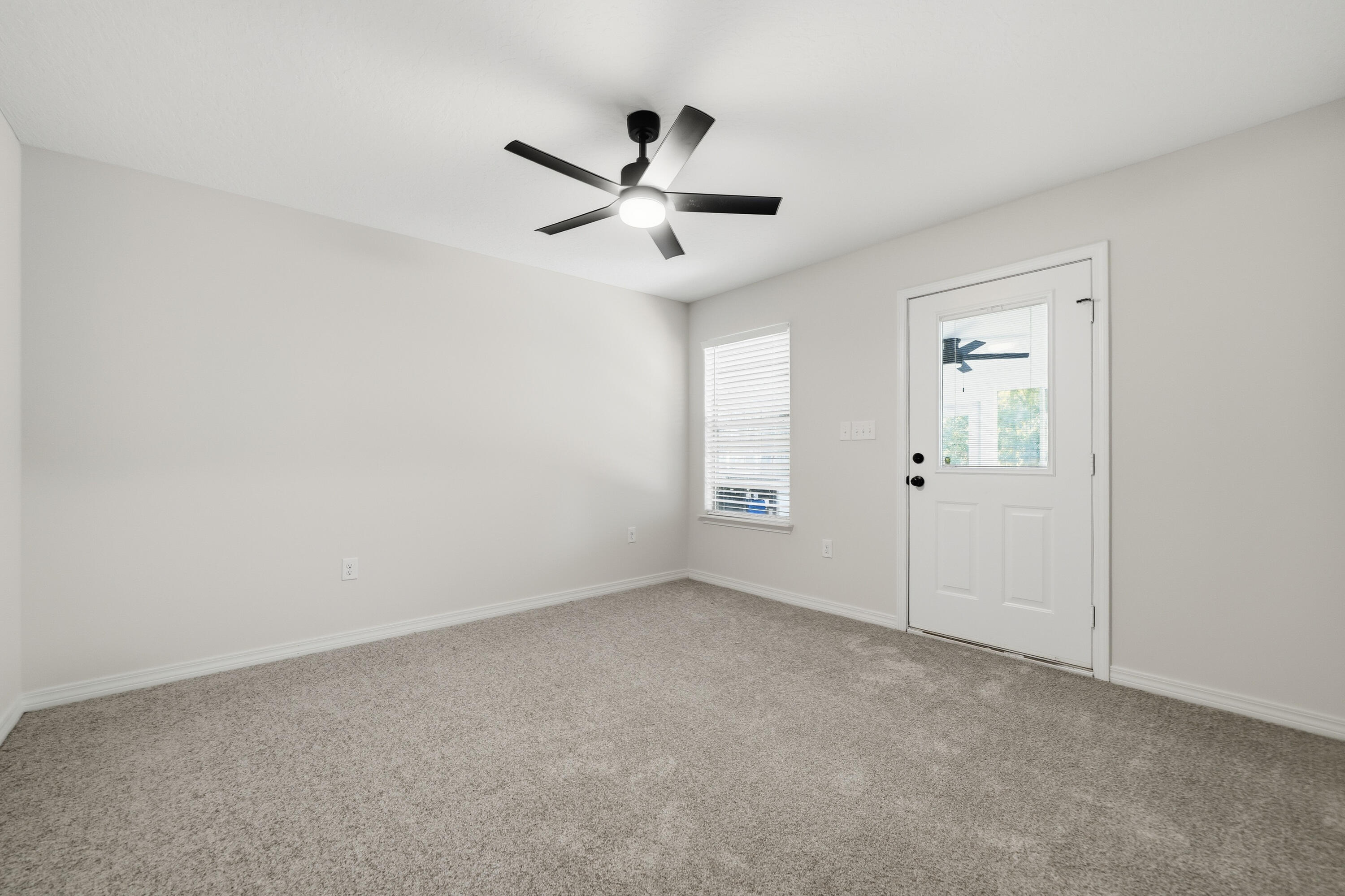 NAVARRE S/D 2ND ADDN - Residential