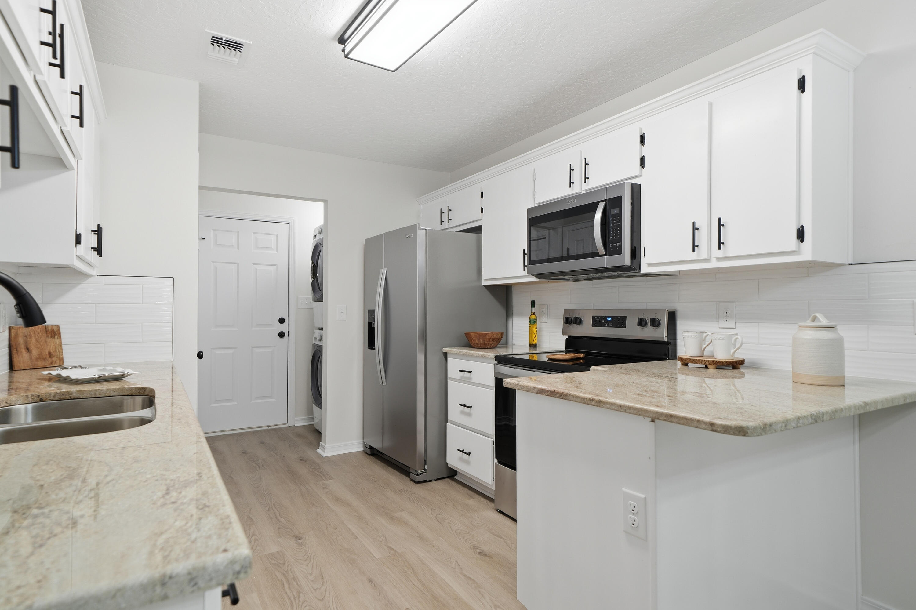 NAVARRE S/D 2ND ADDN - Residential