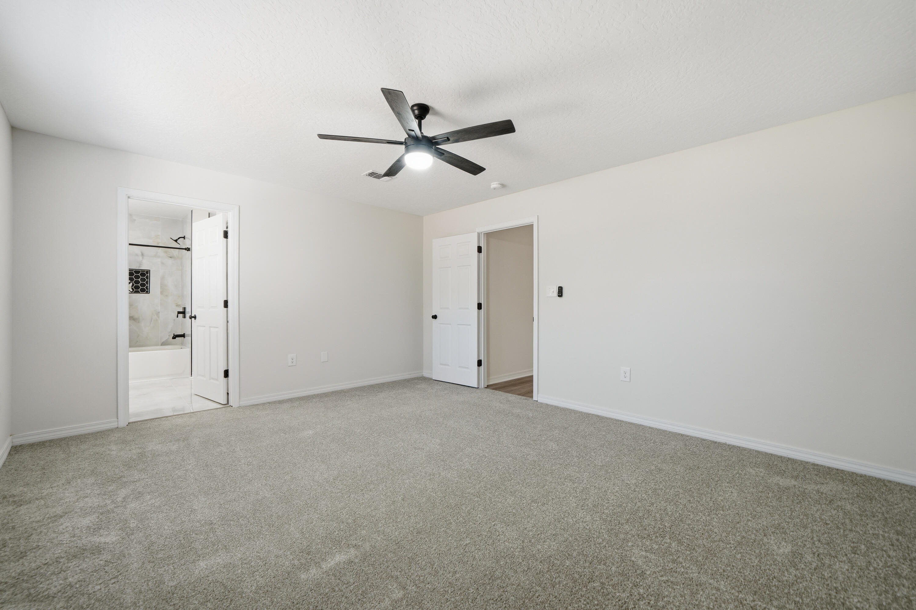 NAVARRE S/D 2ND ADDN - Residential