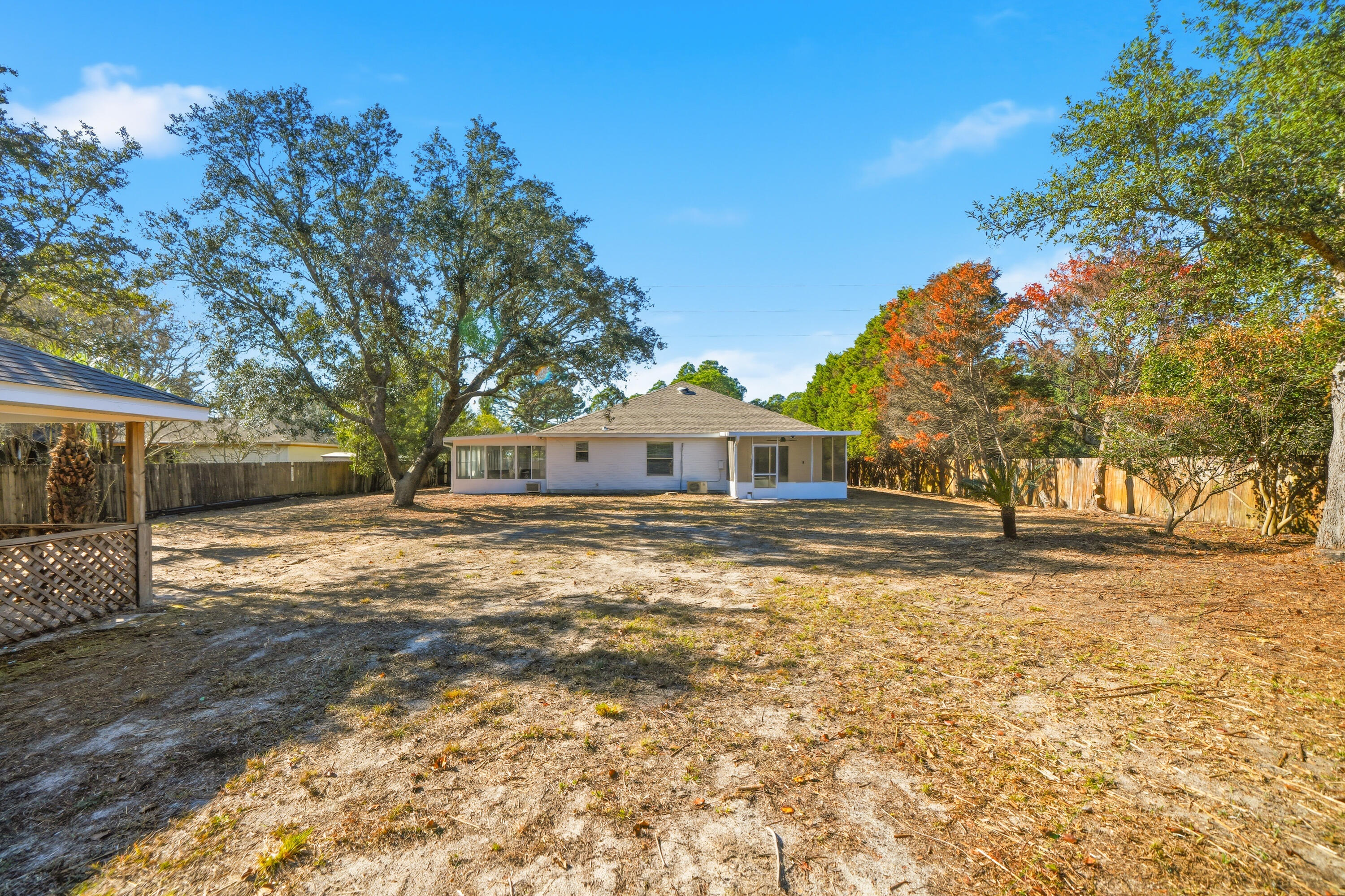 NAVARRE S/D 2ND ADDN - Residential