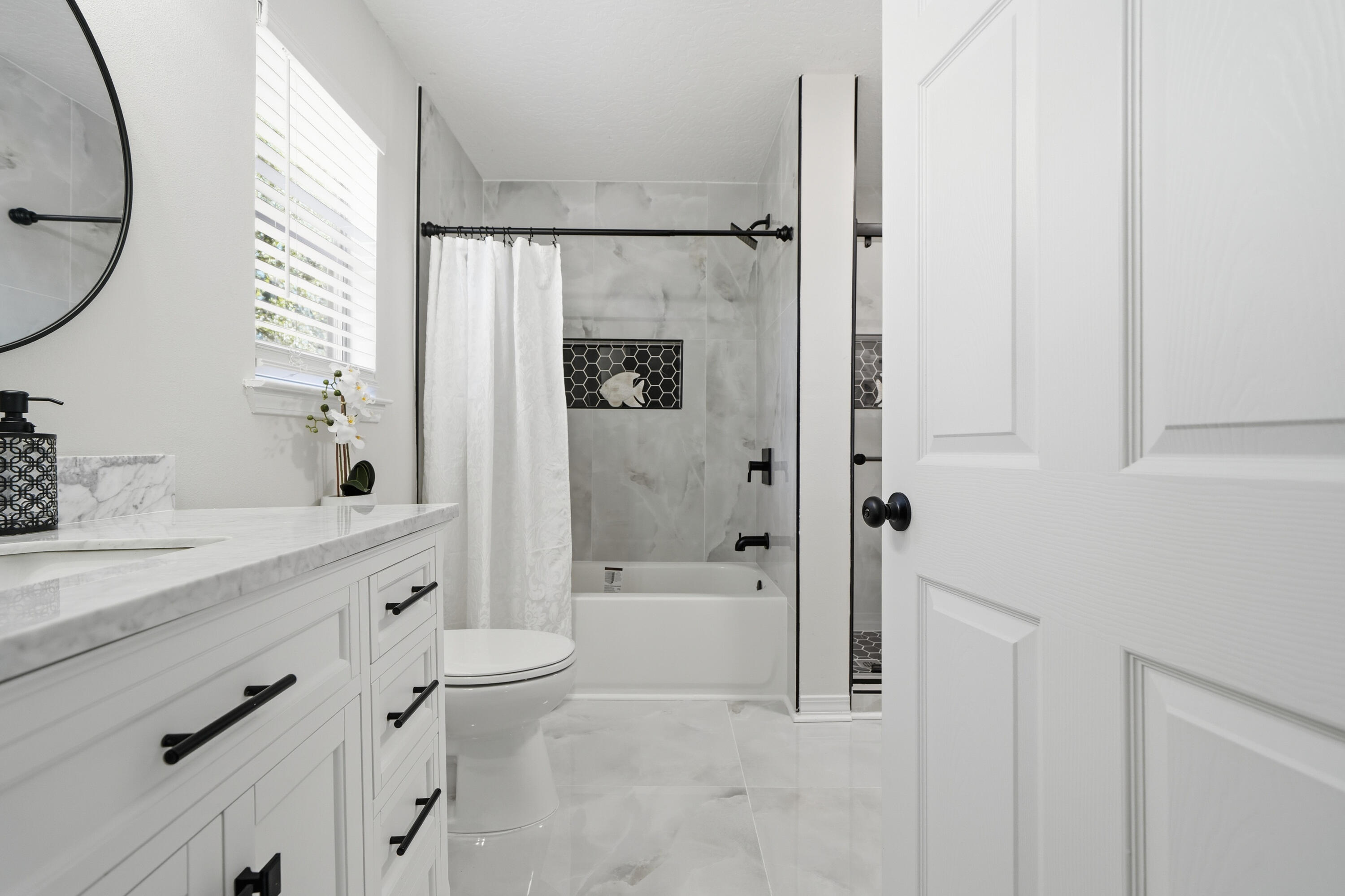 NAVARRE S/D 2ND ADDN - Residential