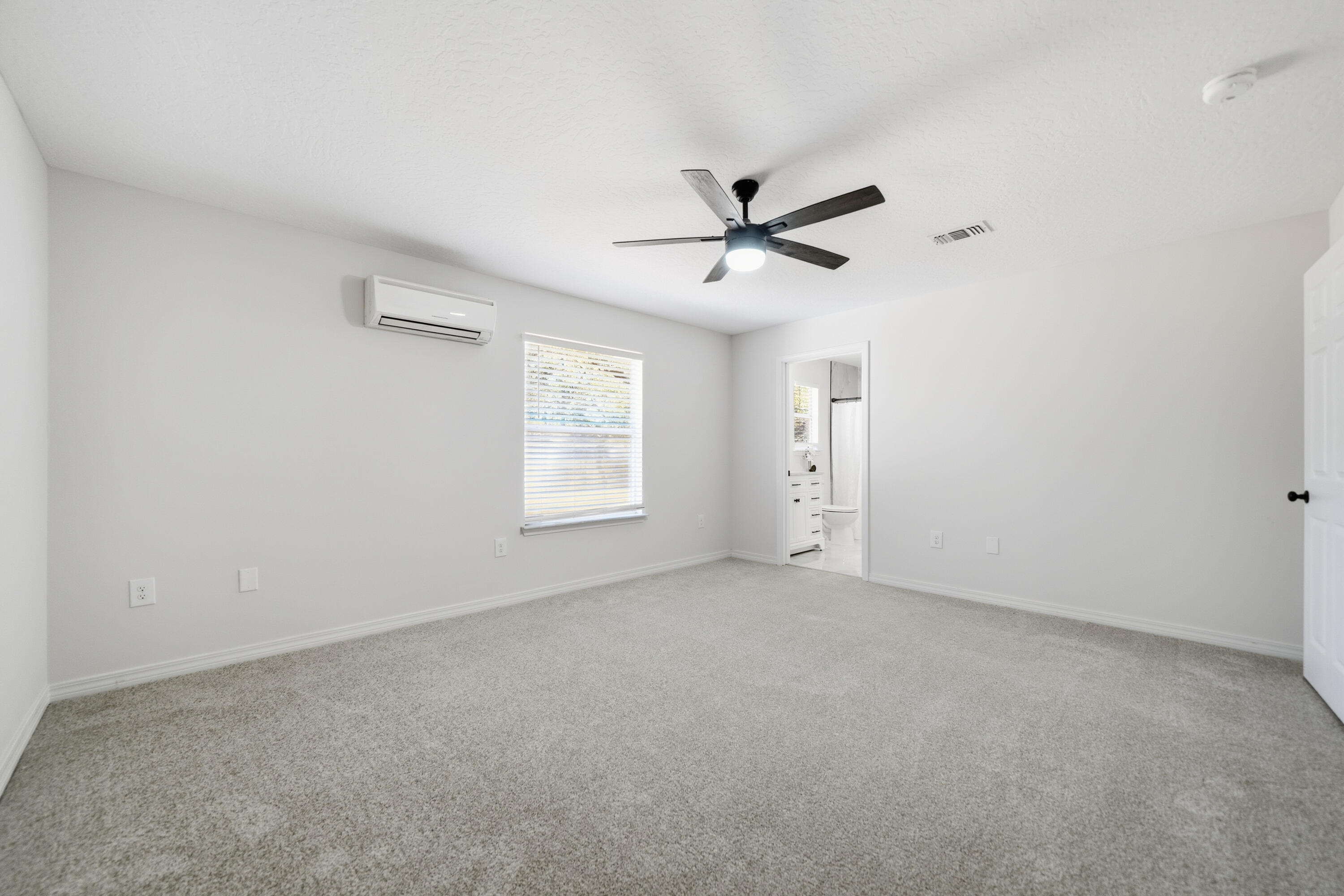 NAVARRE S/D 2ND ADDN - Residential