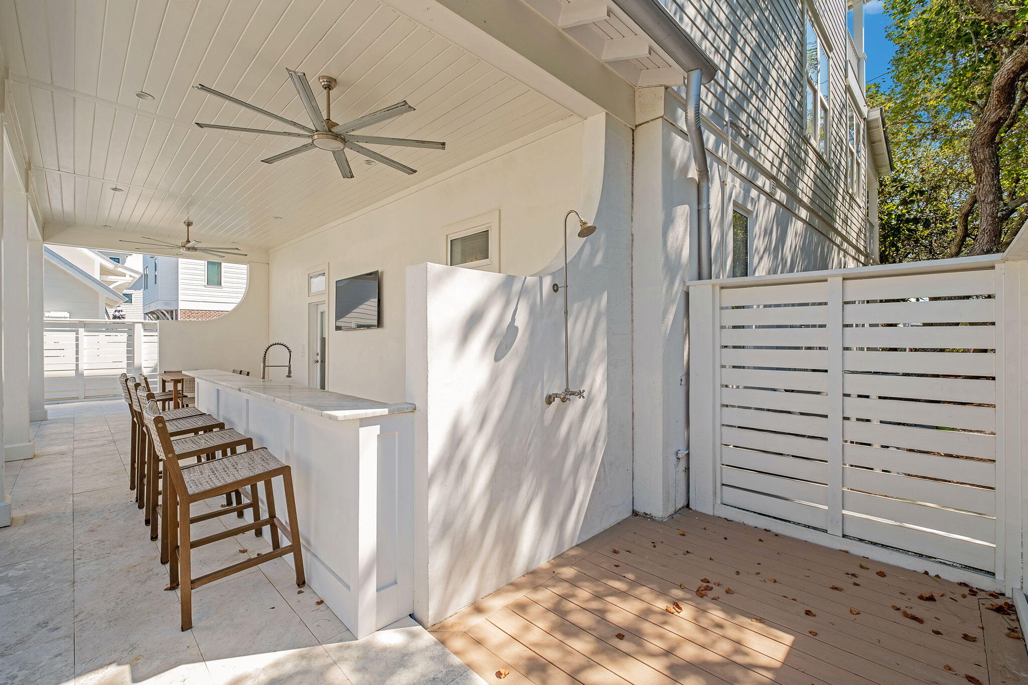 GULF SHORE MANOR - Residential