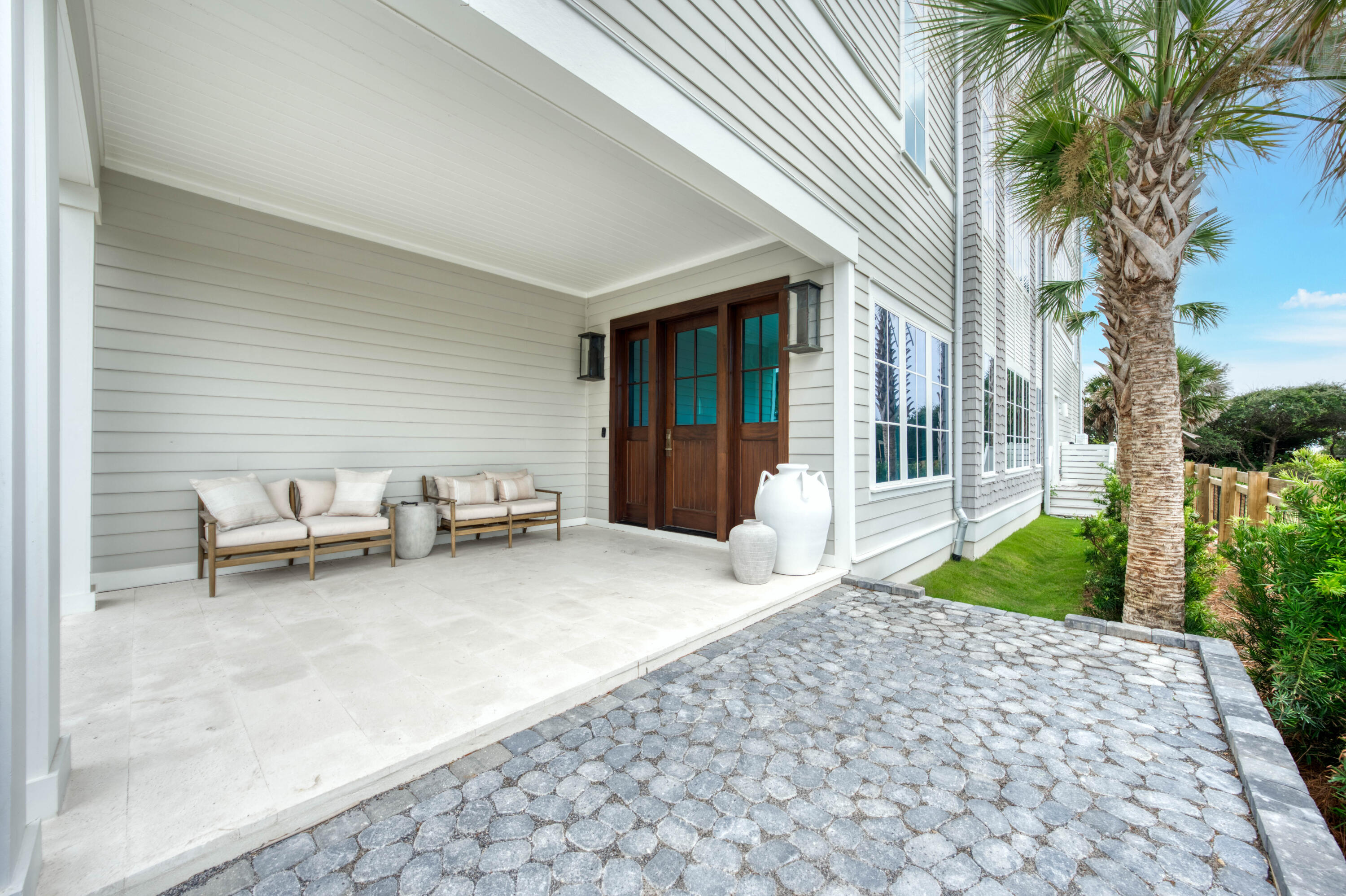 SEA WALK - Residential