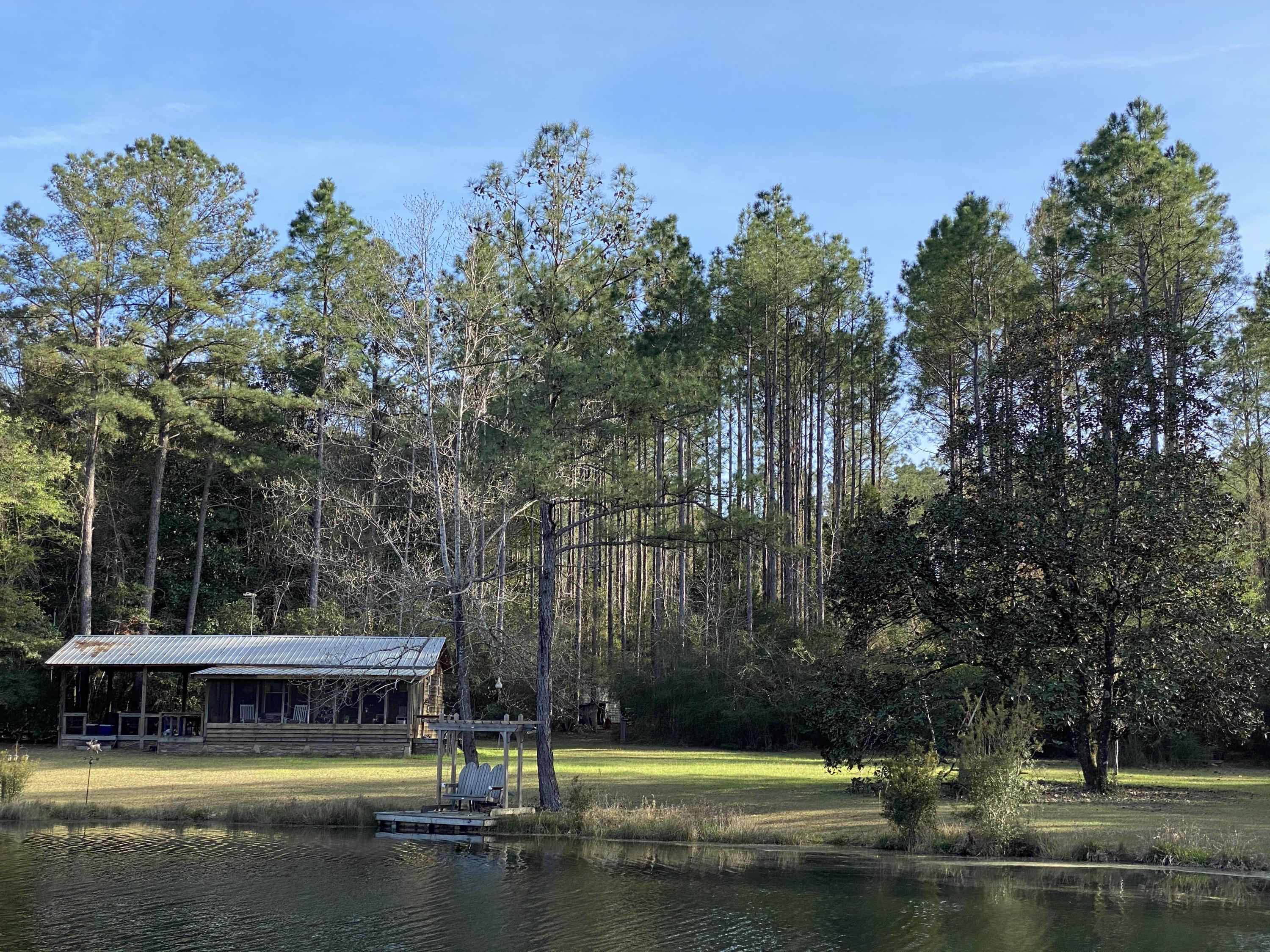 METES & BOUNDS - Land