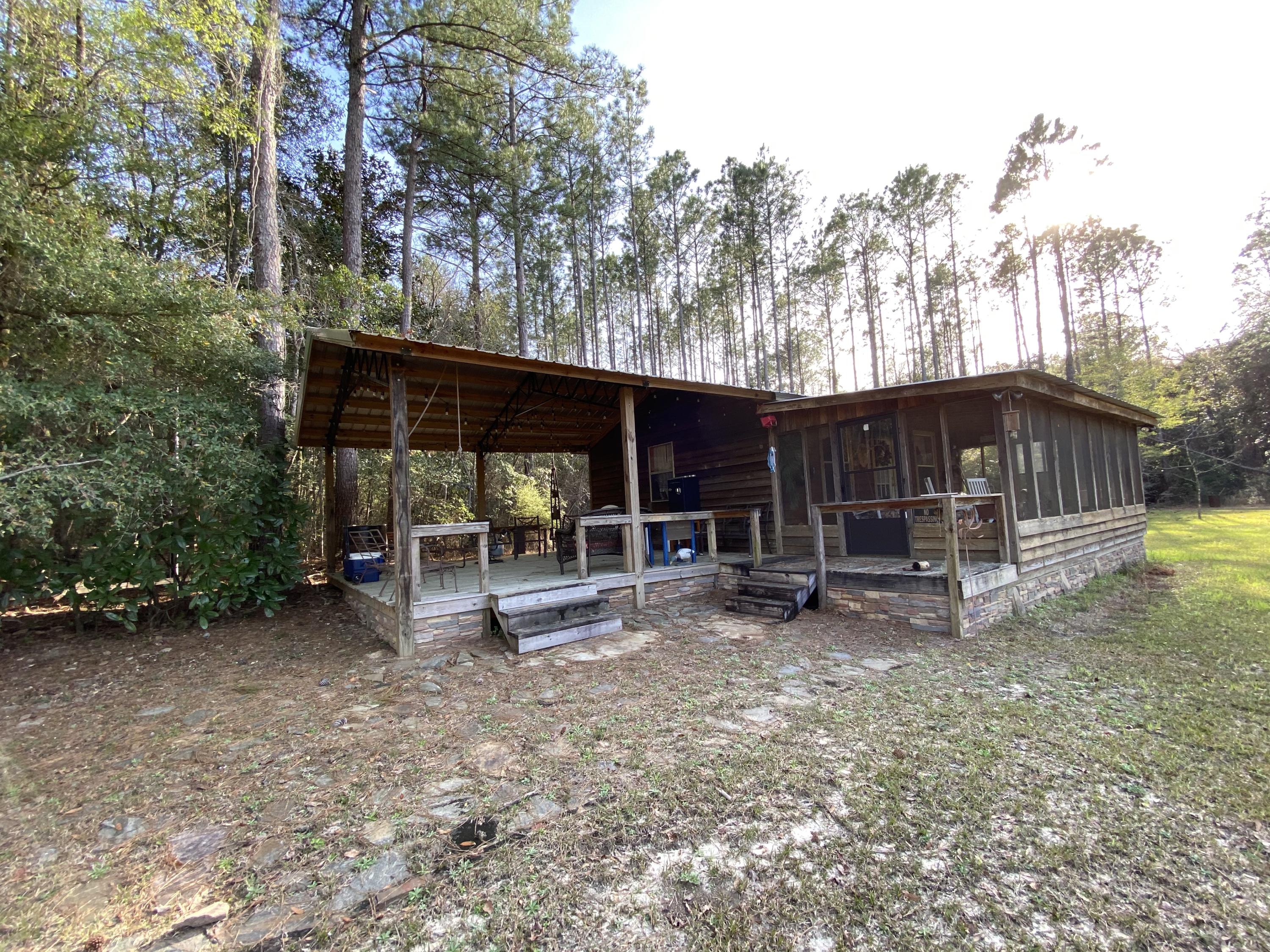 METES & BOUNDS - Land