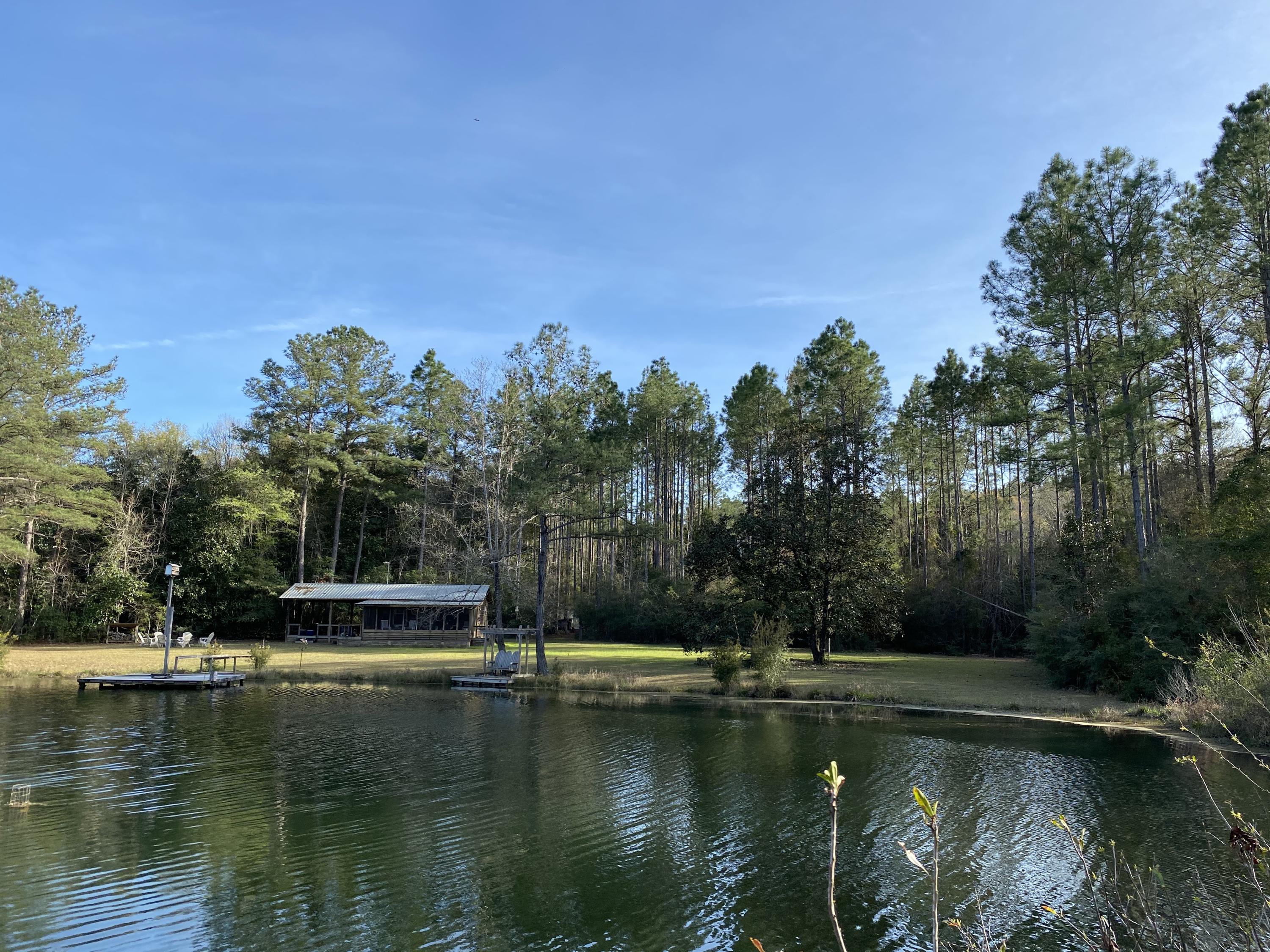 METES & BOUNDS - Land