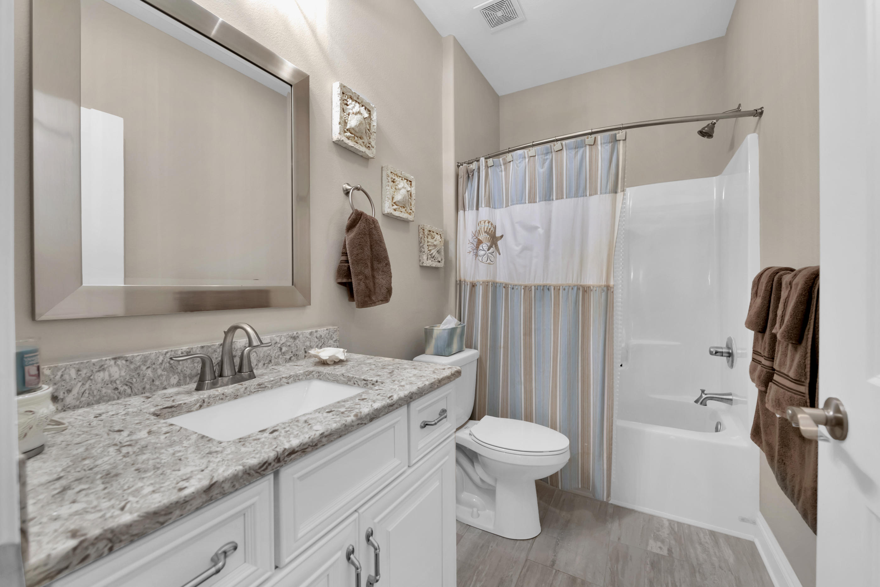 PALMETTO LAKE PRESERVE - Residential