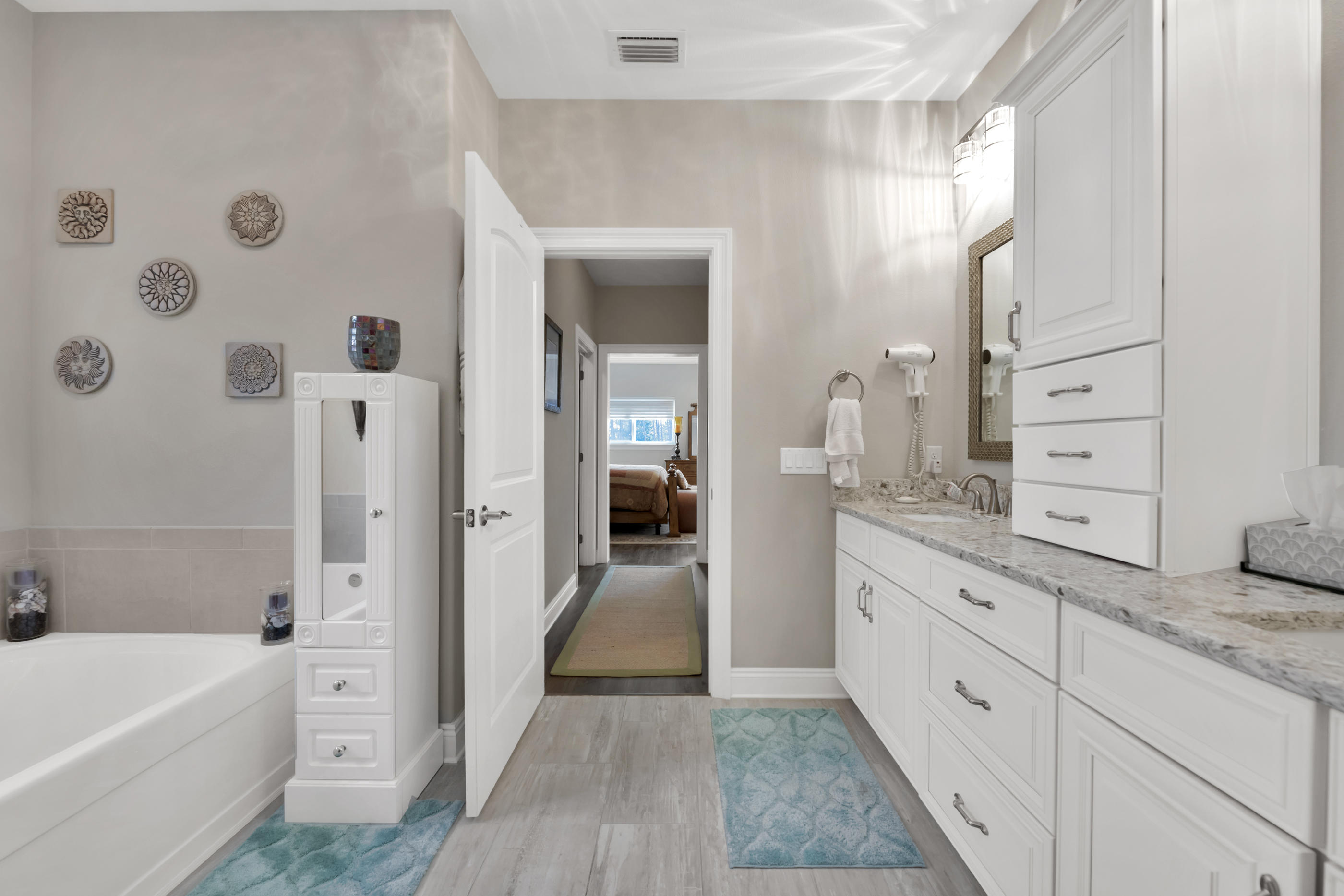 PALMETTO LAKE PRESERVE - Residential