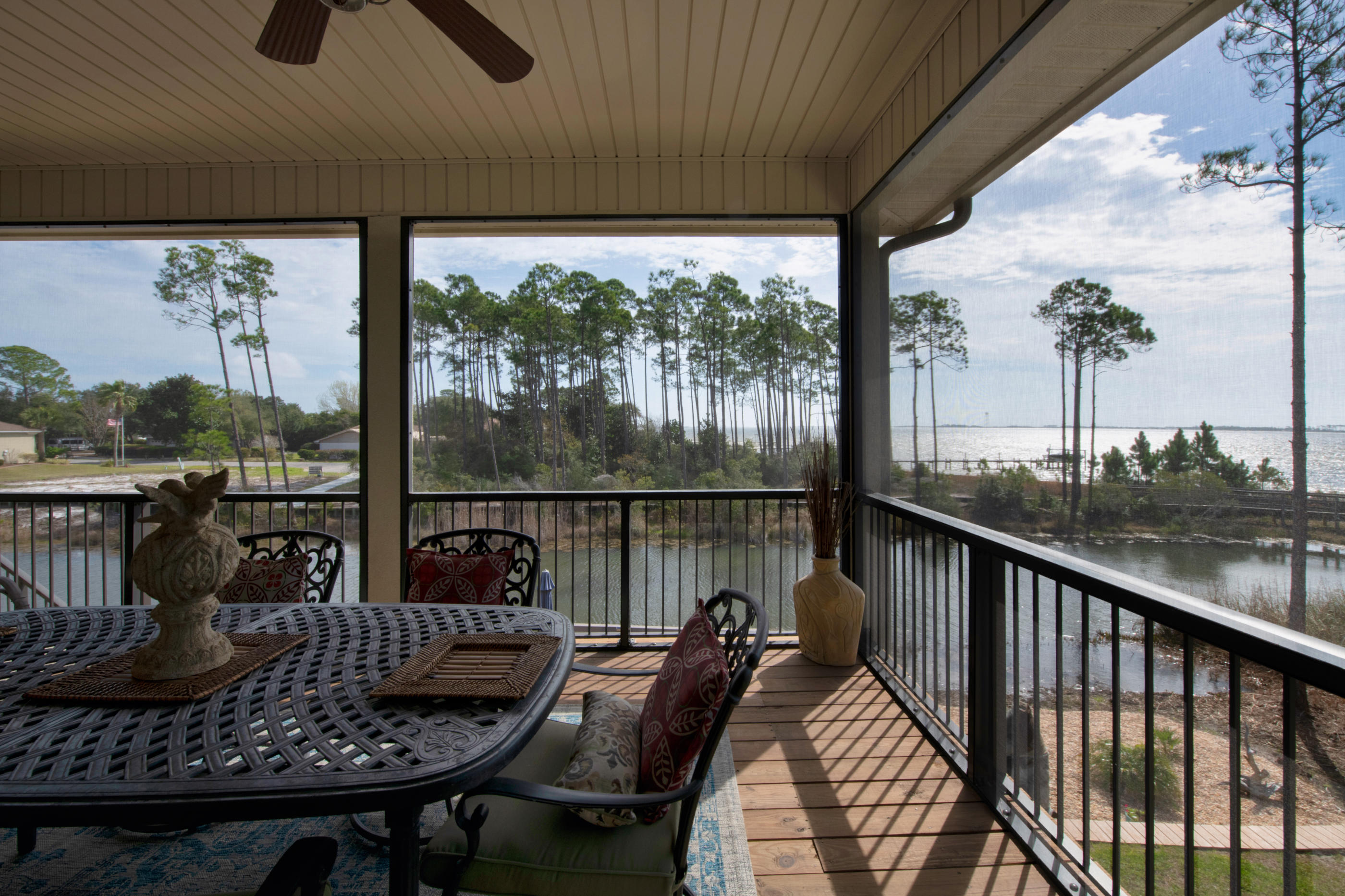PALMETTO LAKE PRESERVE - Residential