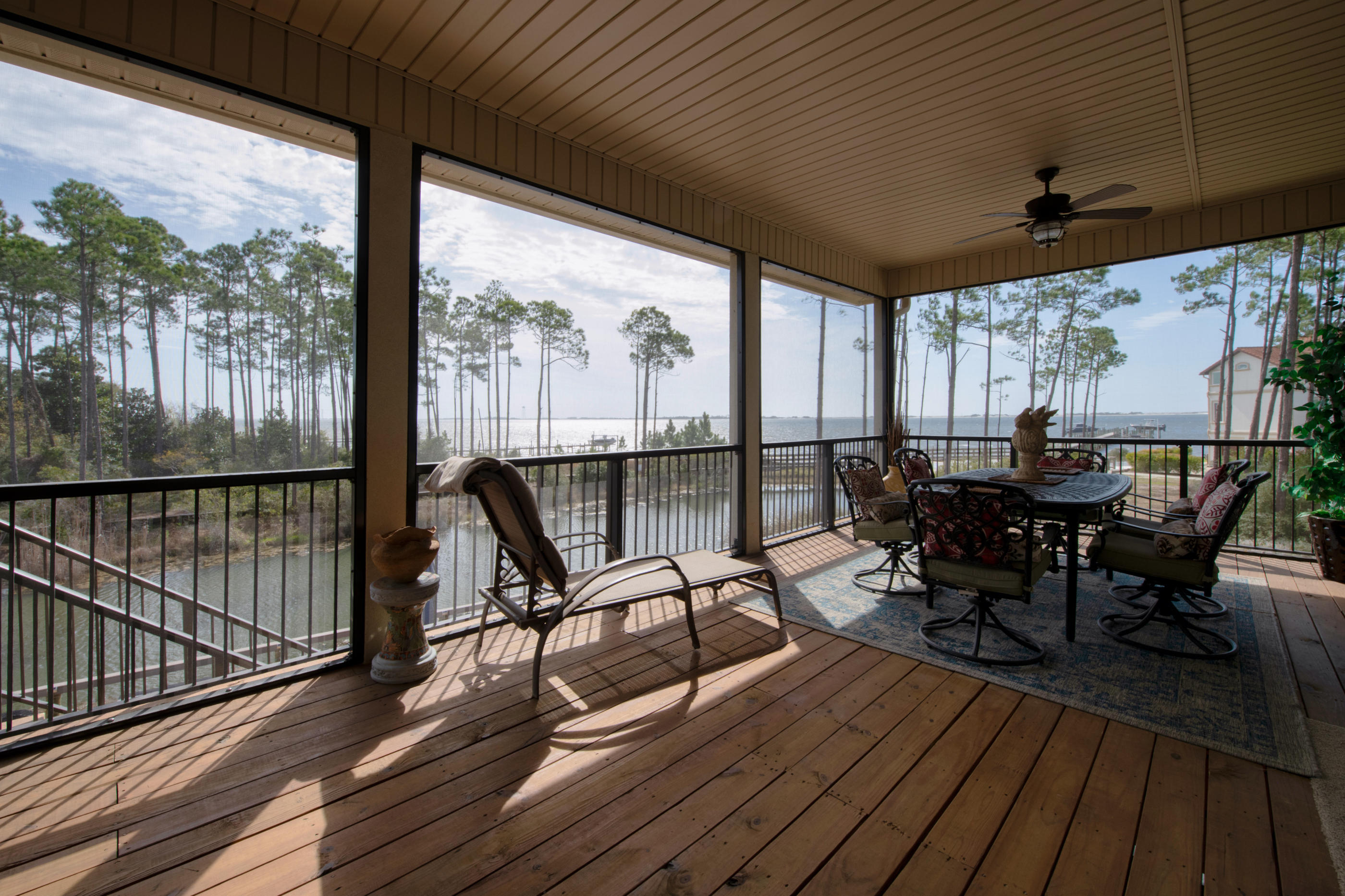 PALMETTO LAKE PRESERVE - Residential