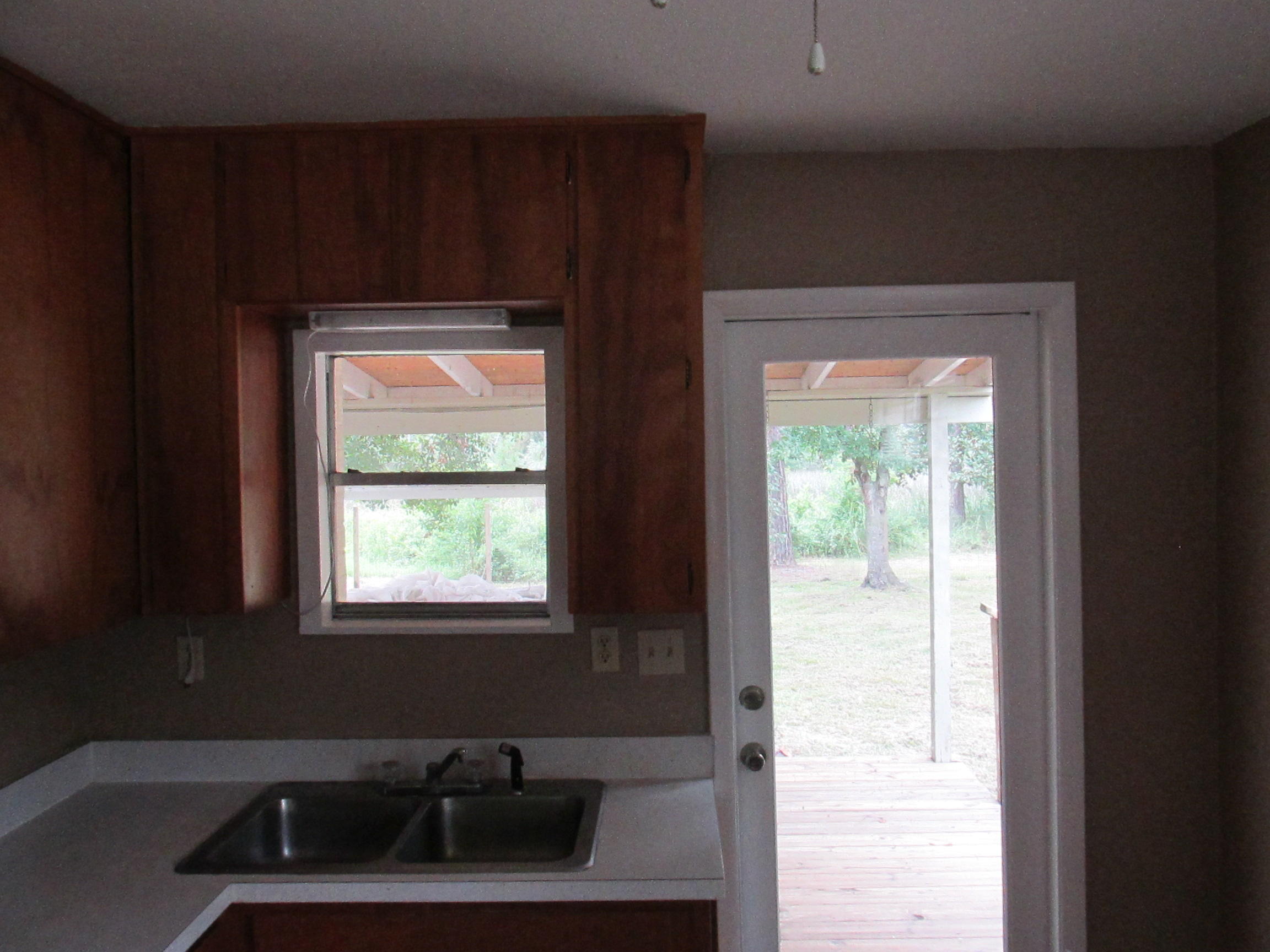 TOWN OF SANTA ROSA - Residential Lease