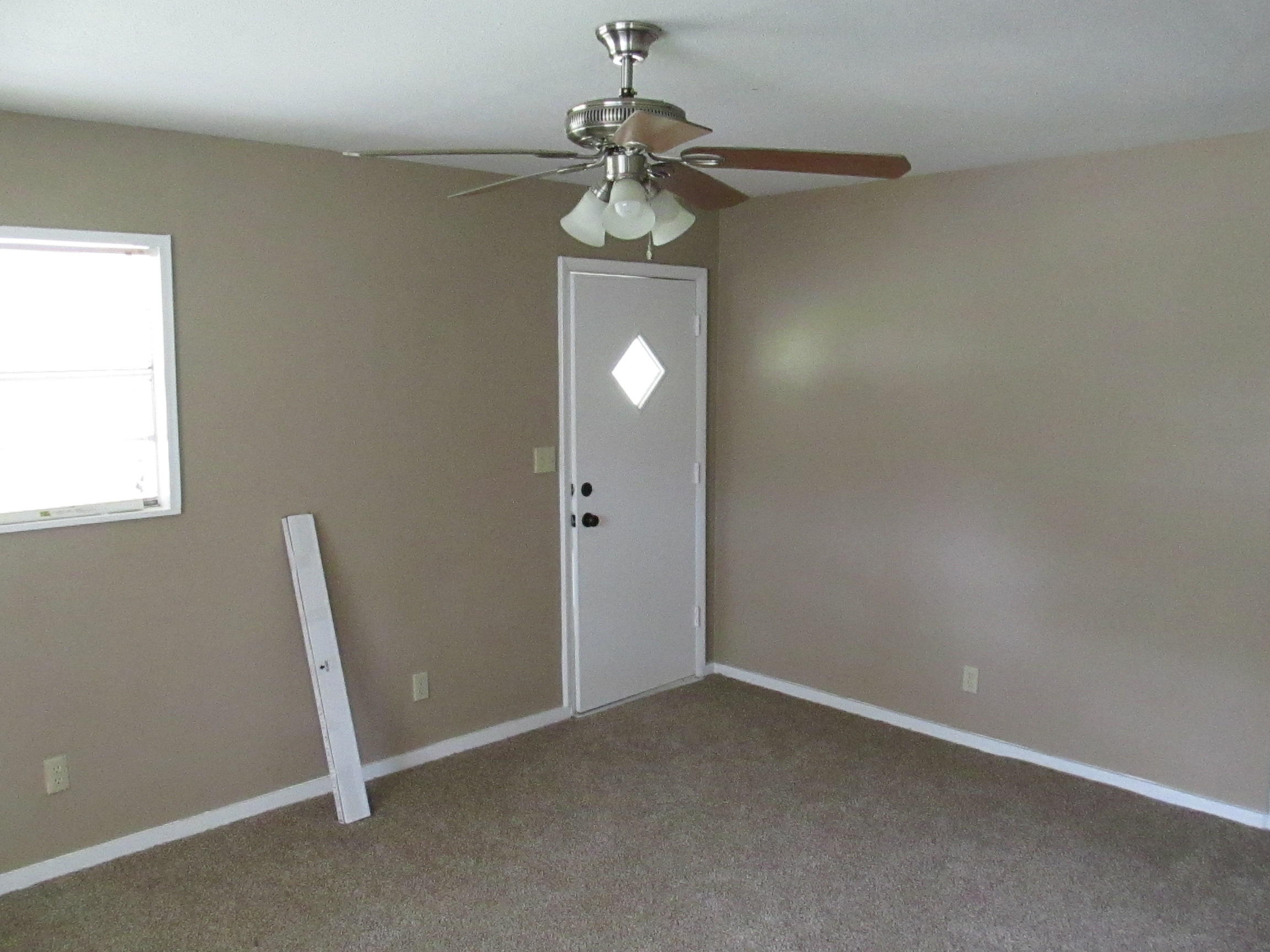 TOWN OF SANTA ROSA - Residential Lease