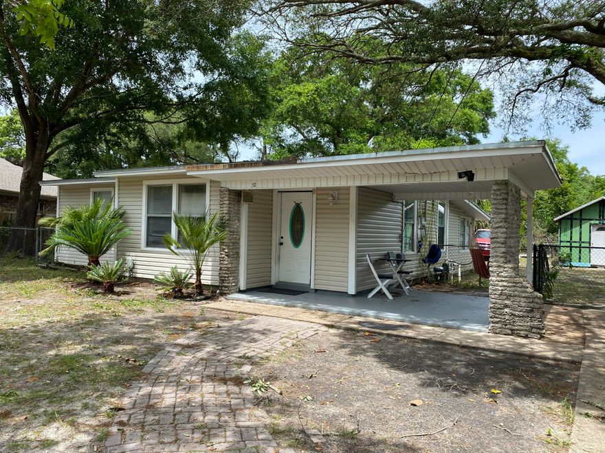 Two bedroom one bath home, has an extra room in the back which could be used as an extra bedroom or large gym or office space. There is also a shed in the back of the property. This home has great potential, and could also be a great rental home.