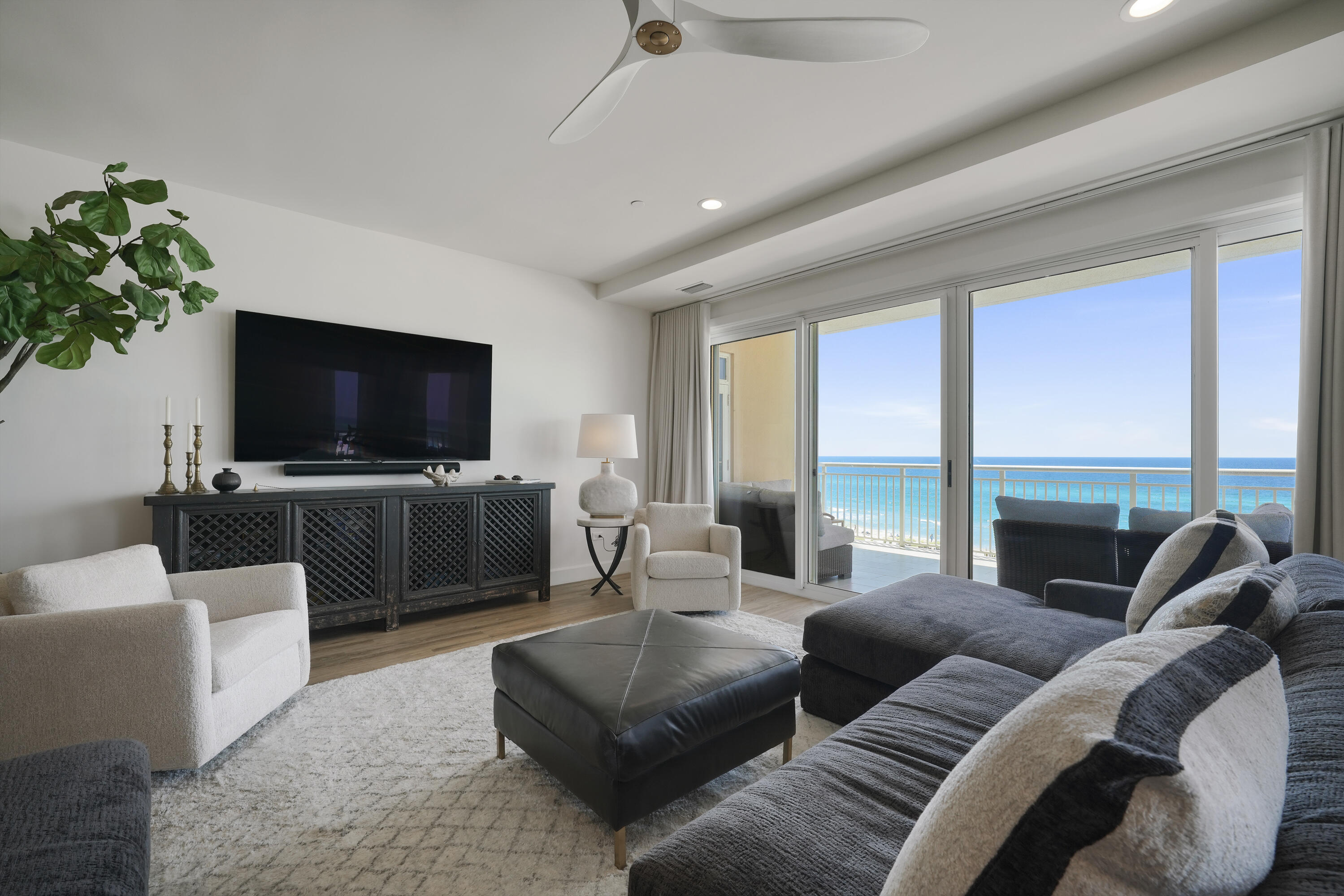 HIDDEN DUNES GRAND VILLAS - Residential