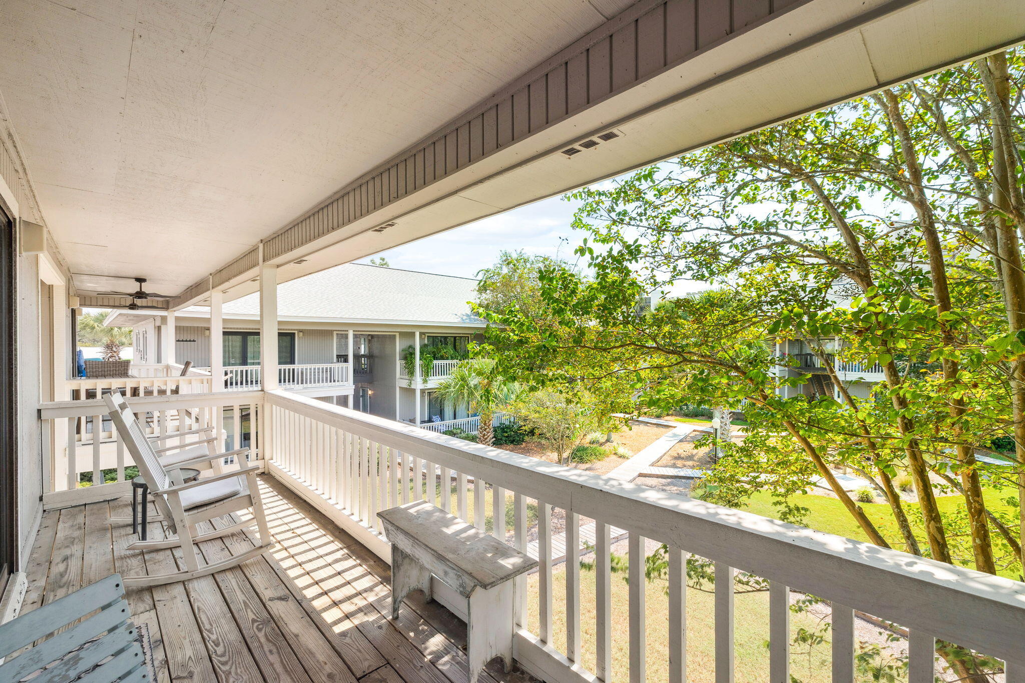 BEACHWOOD VILLAS CONDO - Residential